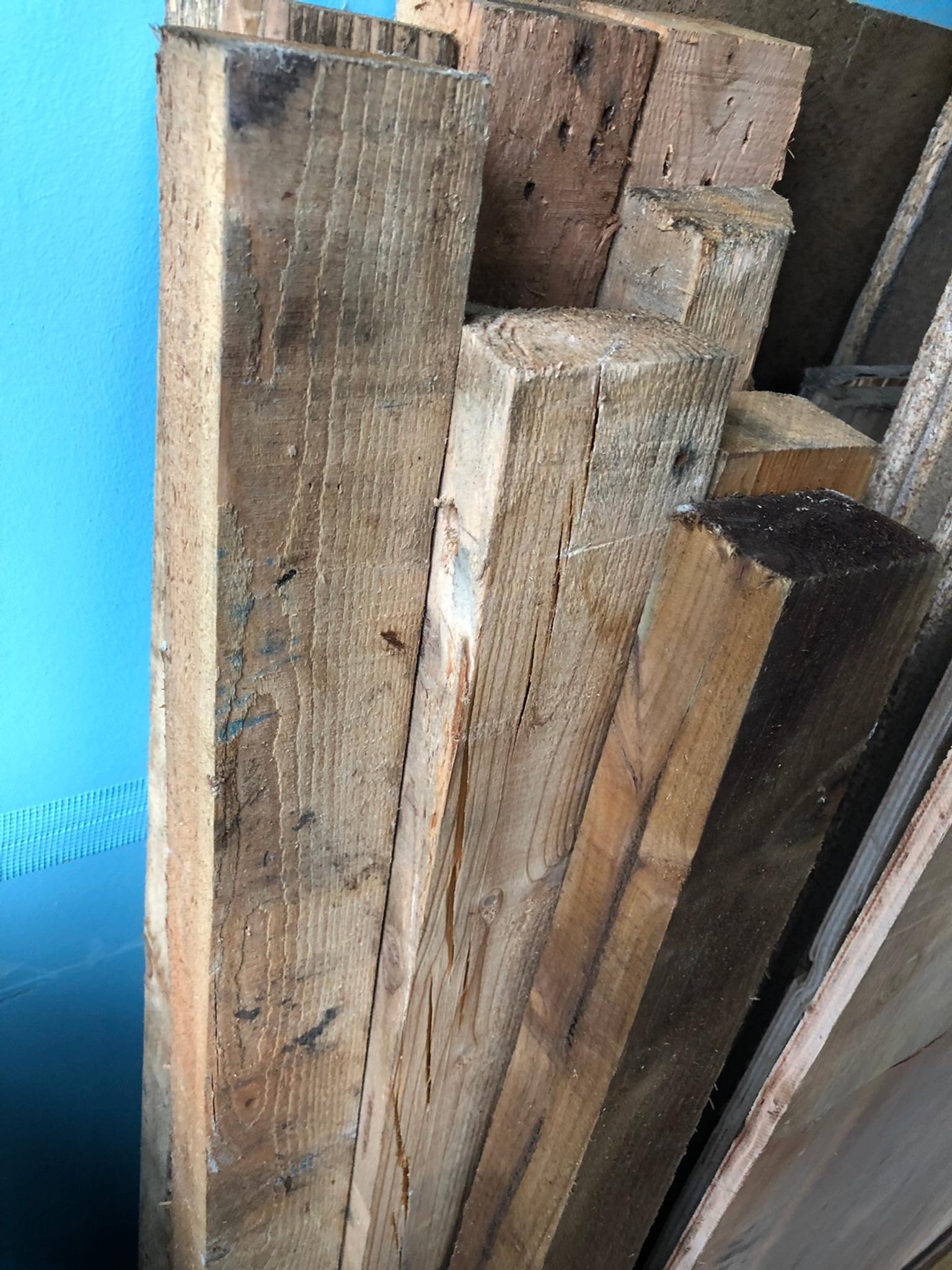 3x2” reclaimed wood timber posts fence in BD12 Bradford for £1.00 for