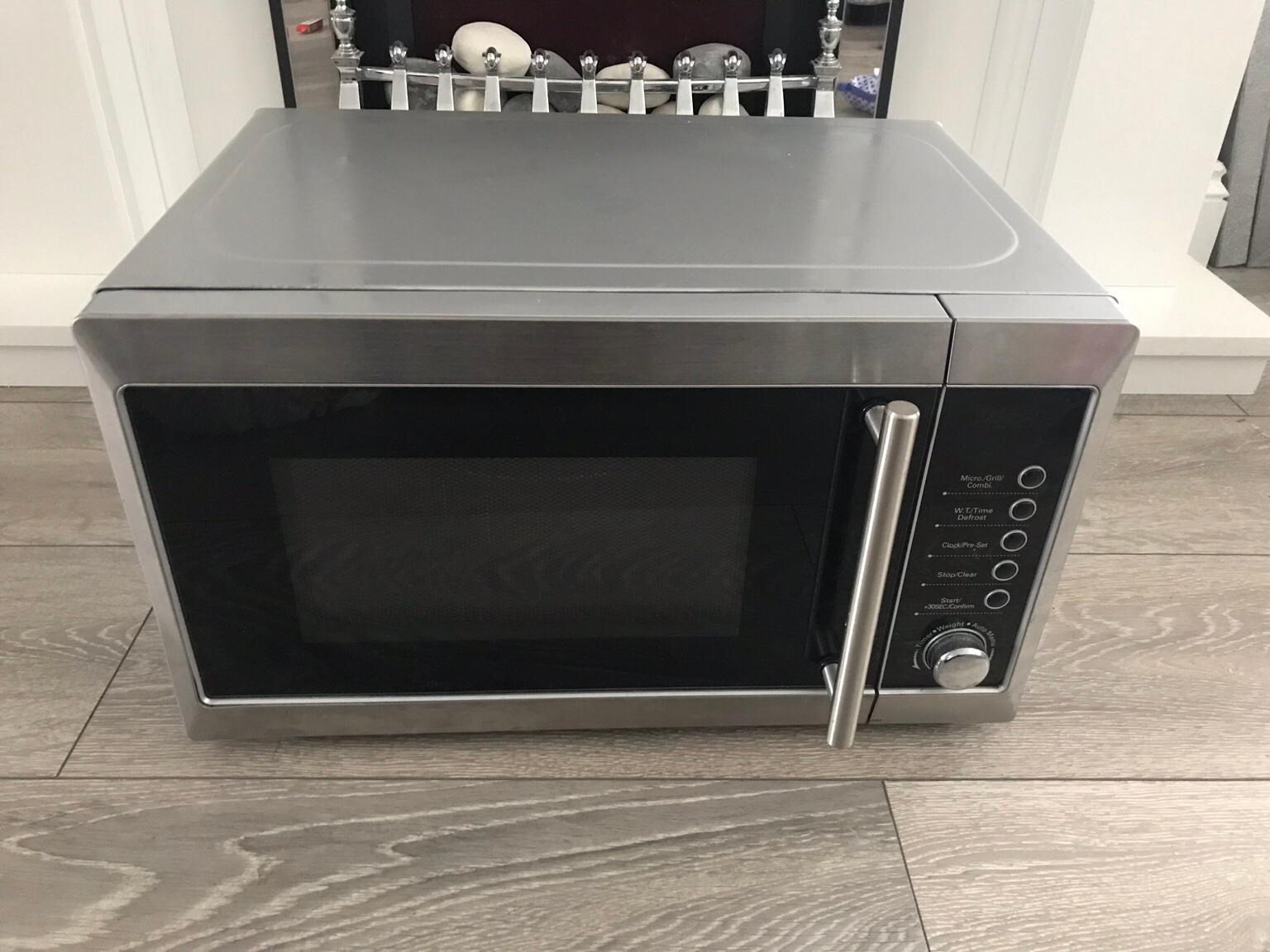 Tesco microwave oven with grill in Stevenage for £20.00 for sale Shpock