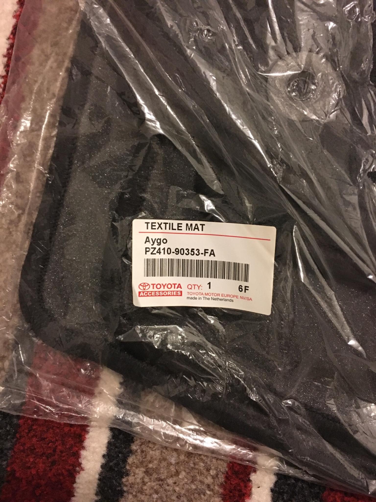 £20! Genuine Toyota Aygo Car Mats brand new in LS17 Leeds for £20.00