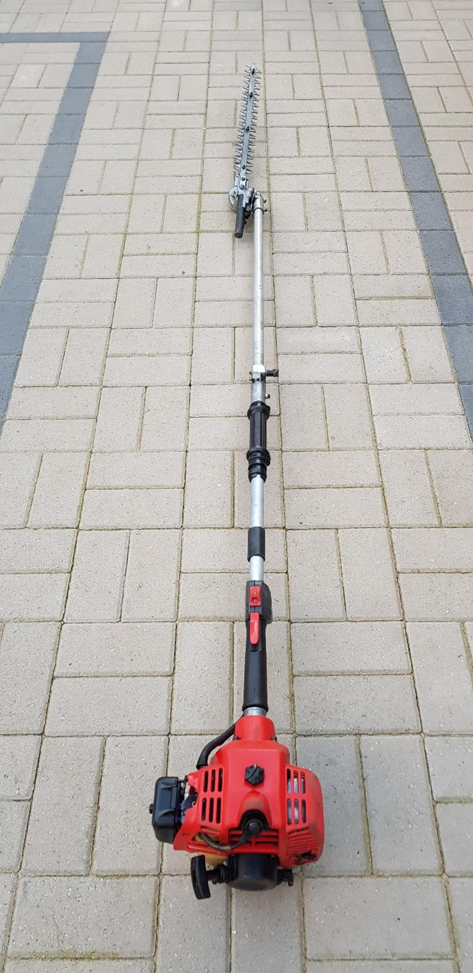 Shindaiwa long reach hedge trimmer in LS15 Leeds für £ 125,00 zum