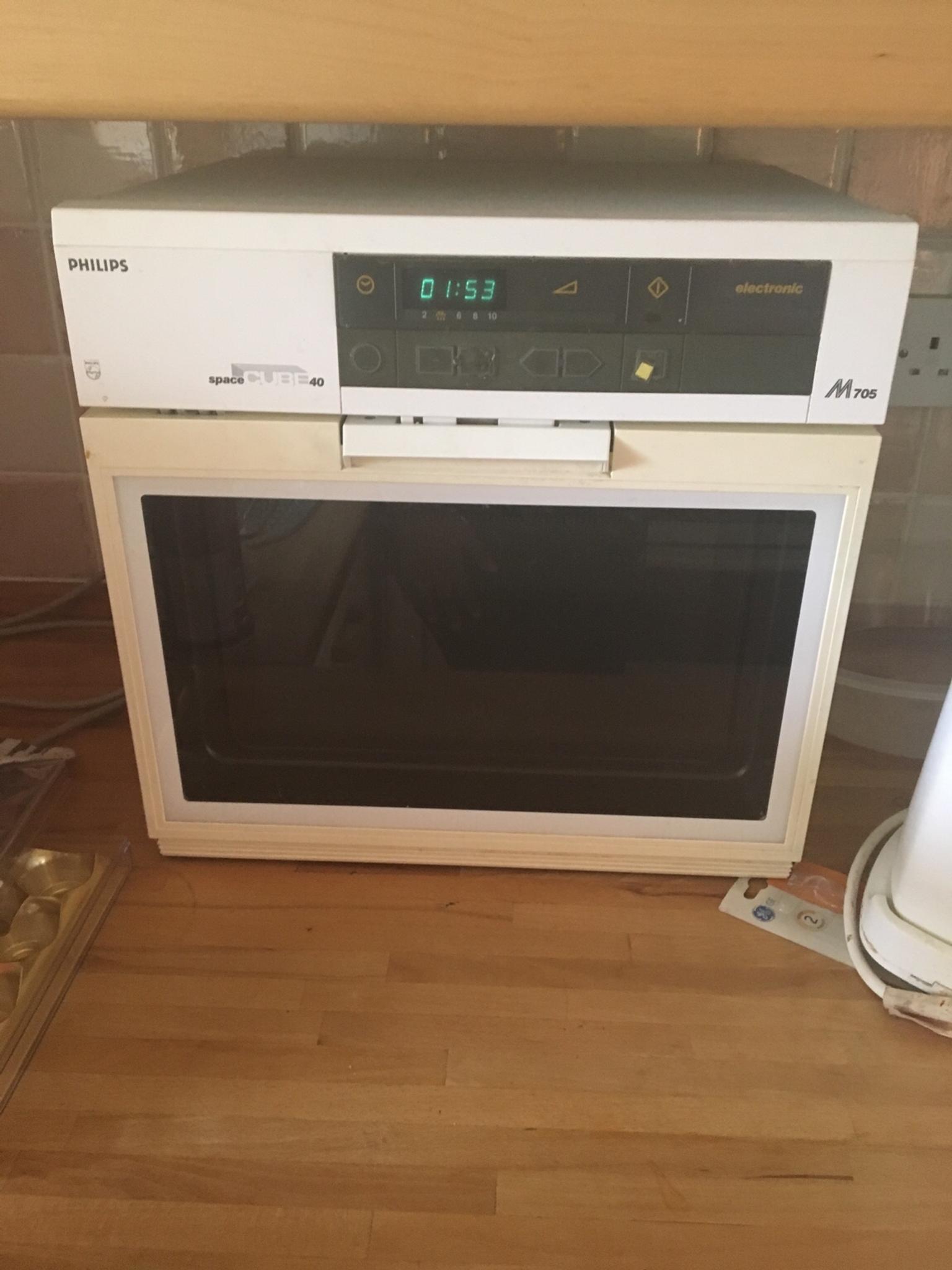 Philips microwave oven in London Borough of Hillingdon für £ 10,00 zum
