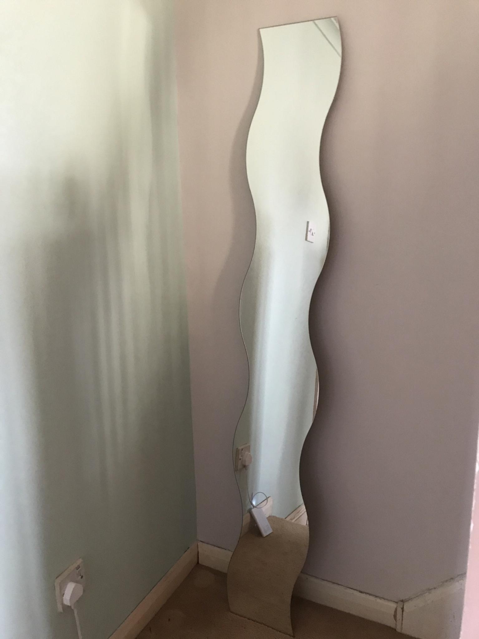 Ikea wavy mirror in Hinckley and Bosworth for £5.00 for sale Shpock