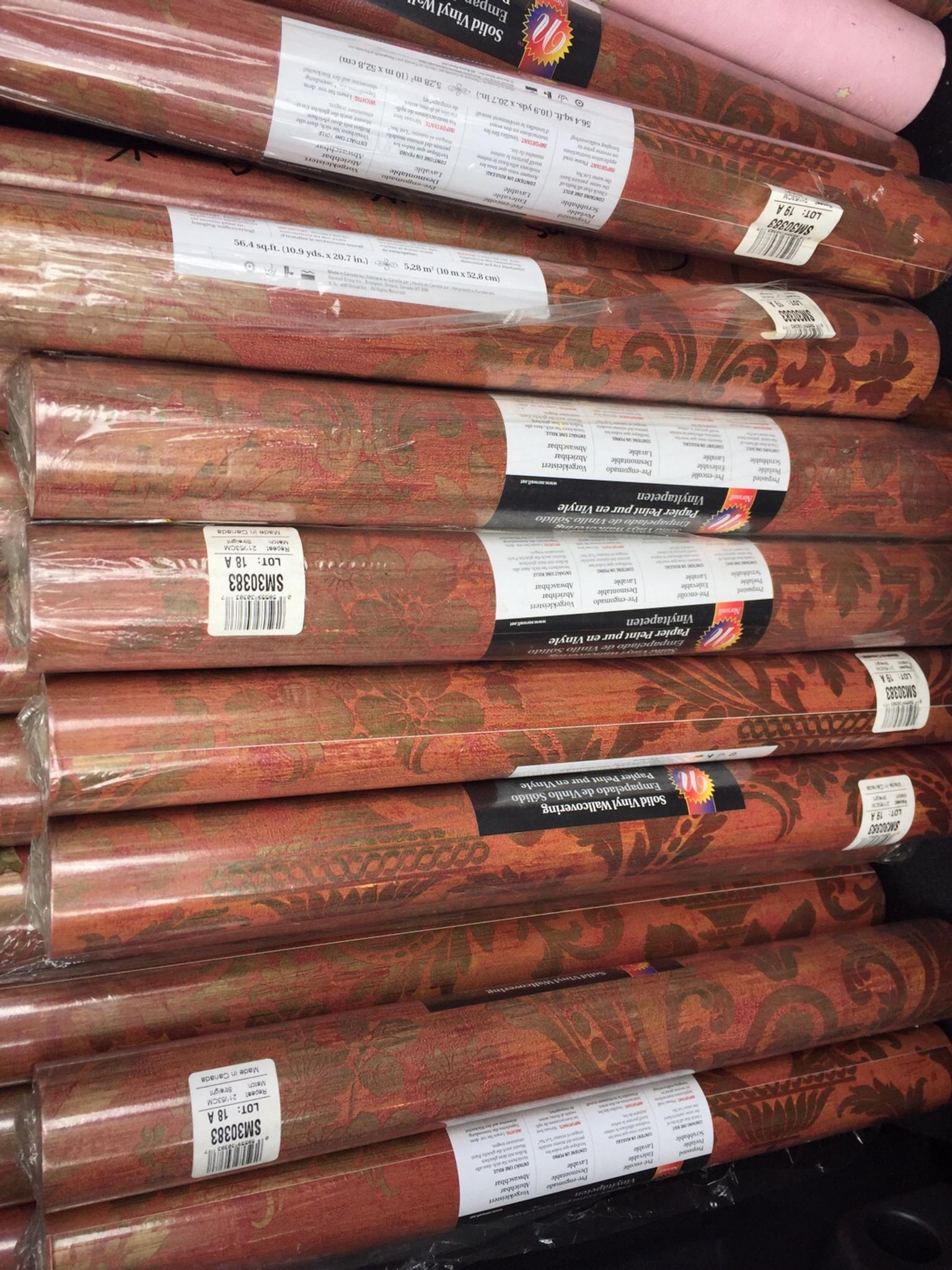 Burnt orange/gold wallpaper £5 per roll in M28 Salford for £5.00 for