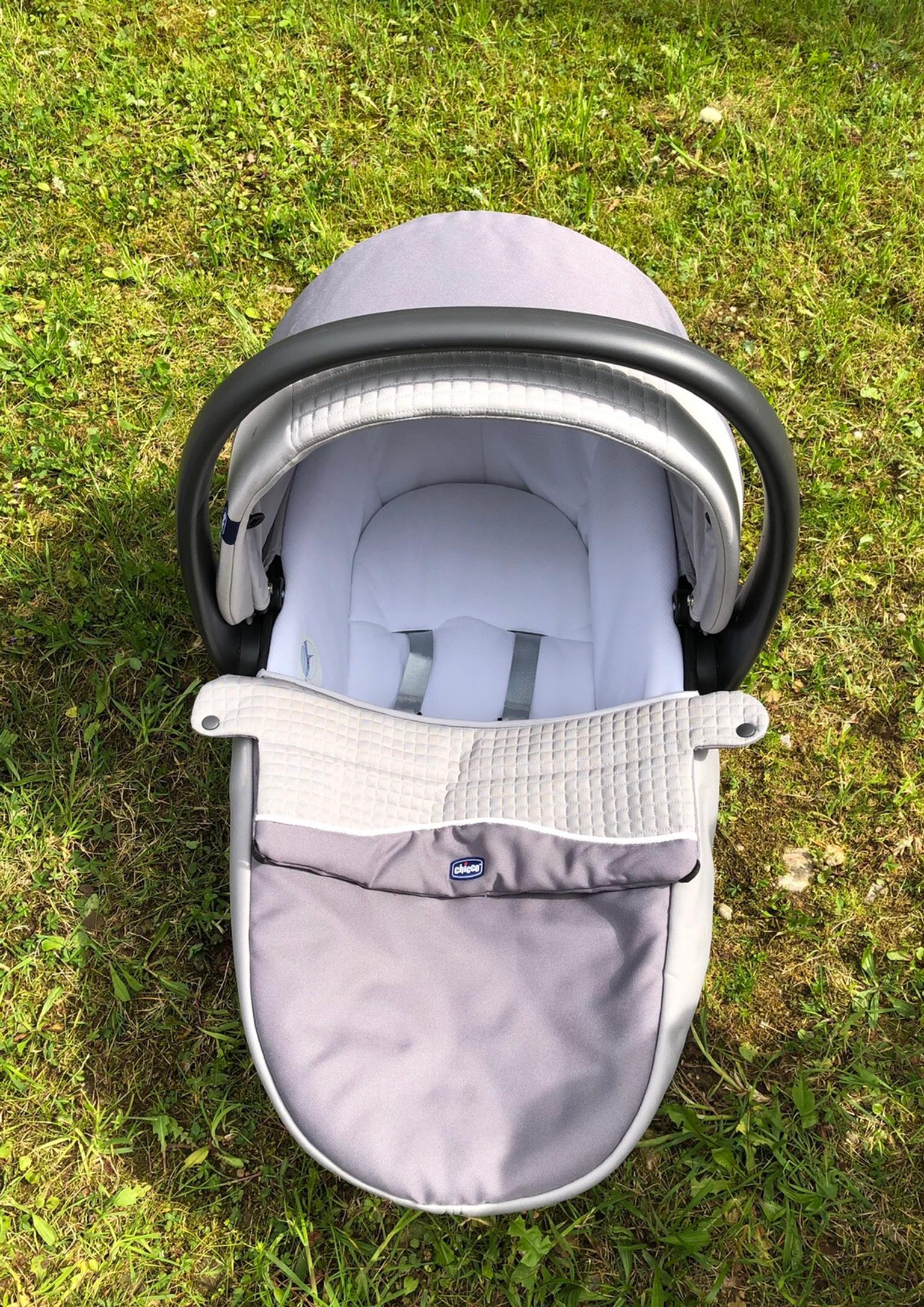 Kinderwagen Chicco Trio Love Complet Set in 5232 Kirchberg bei