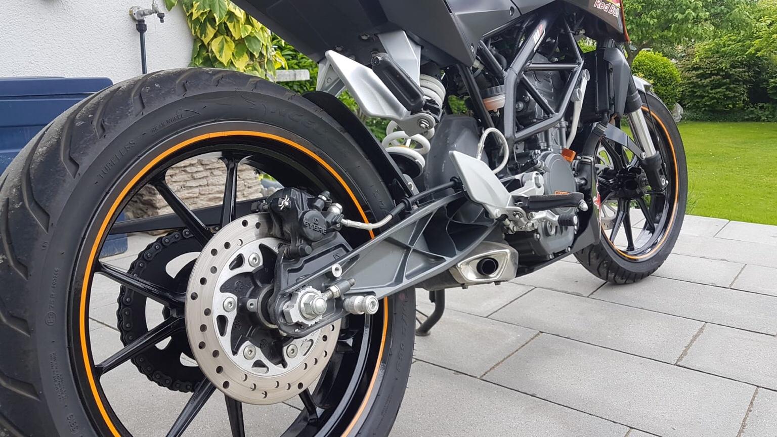 KTM Duke 200 in 8101 Gratkorn für € 2.750,00 zum Verkauf Shpock AT