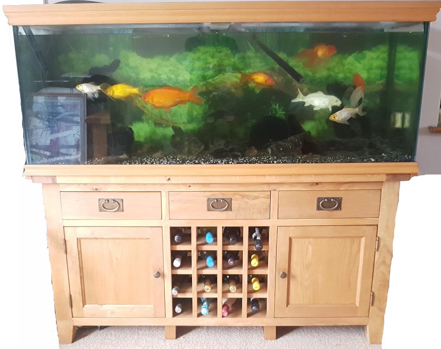 Bespoke Solid Oak and Aquarium in SW20 London for £400.00 for