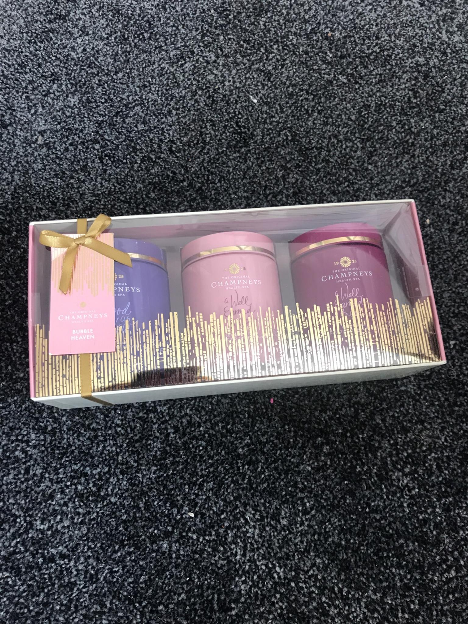 Champneys Bubble heaven gift set in Basildon for £5.00 for sale Shpock