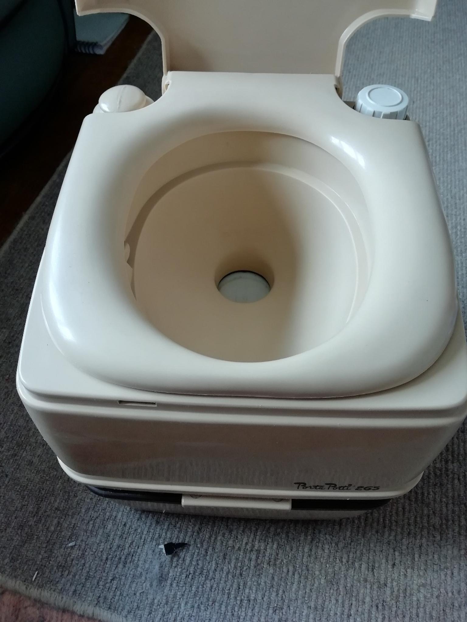 Thetford porta potti 265 portable toilet in B98 Redditch for £35.00 for