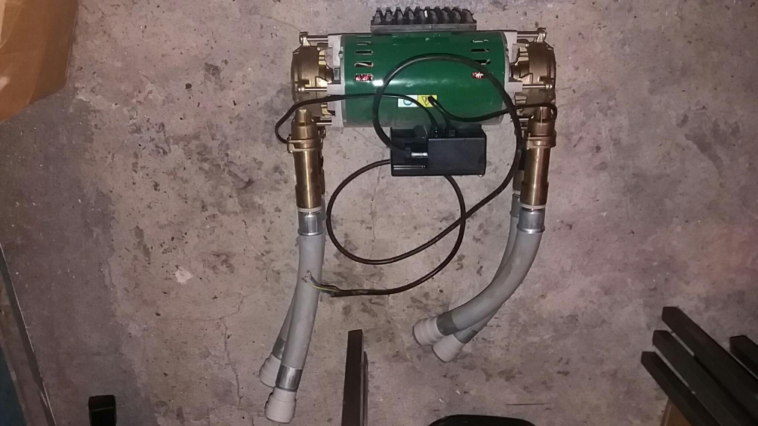 Stuart turner shower pump 3 bar twin in HA9 Brent for £30.00 for sale