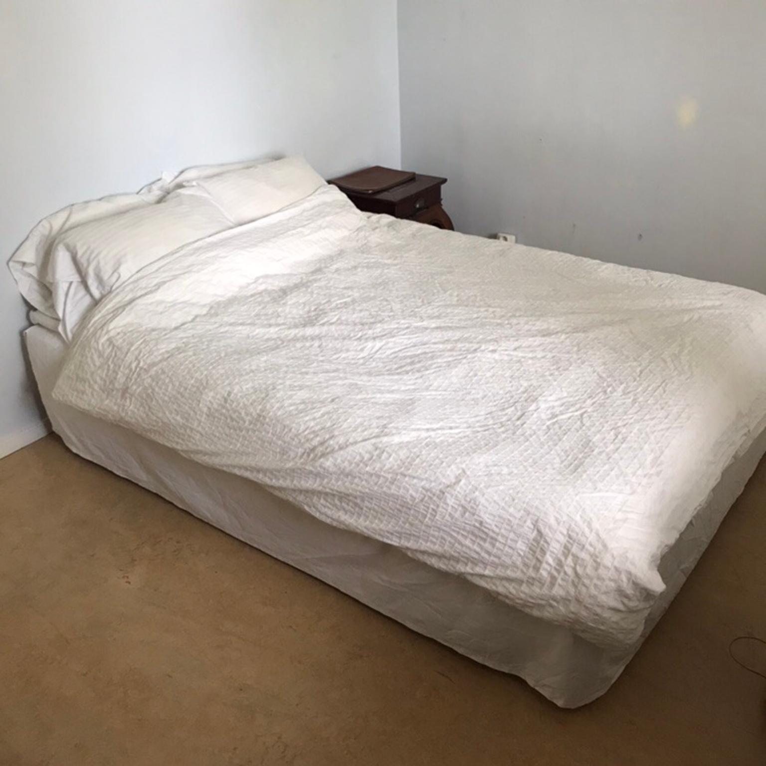 måttbeställd säng Hästens 140 Cm Säng In 14172 Stockholm For Sek 1,500.00 For Sale | Shpock