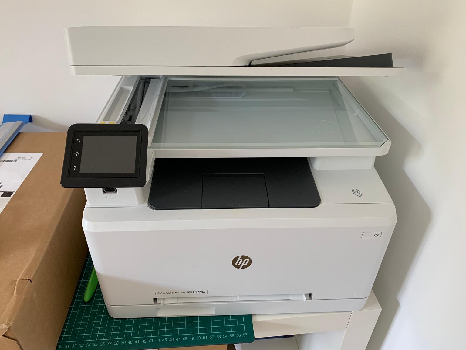 HP Color Laser Jet Pro MFP M277 dw in 6020 Innsbruck für gratis zum
