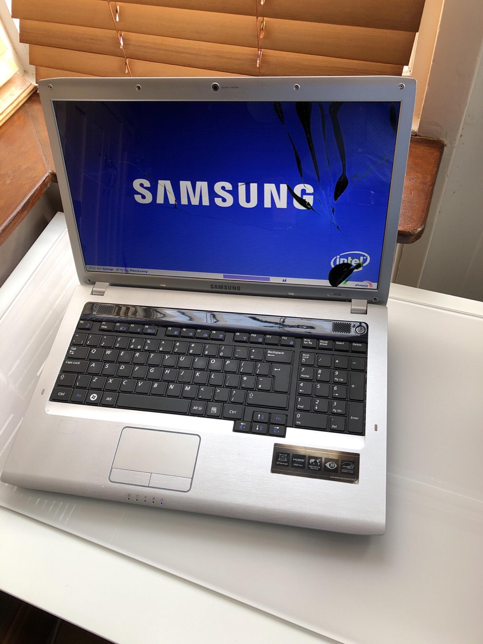 Samsung R730 17.3” laptop Cracked screen in B27 Birmingham for £20.00