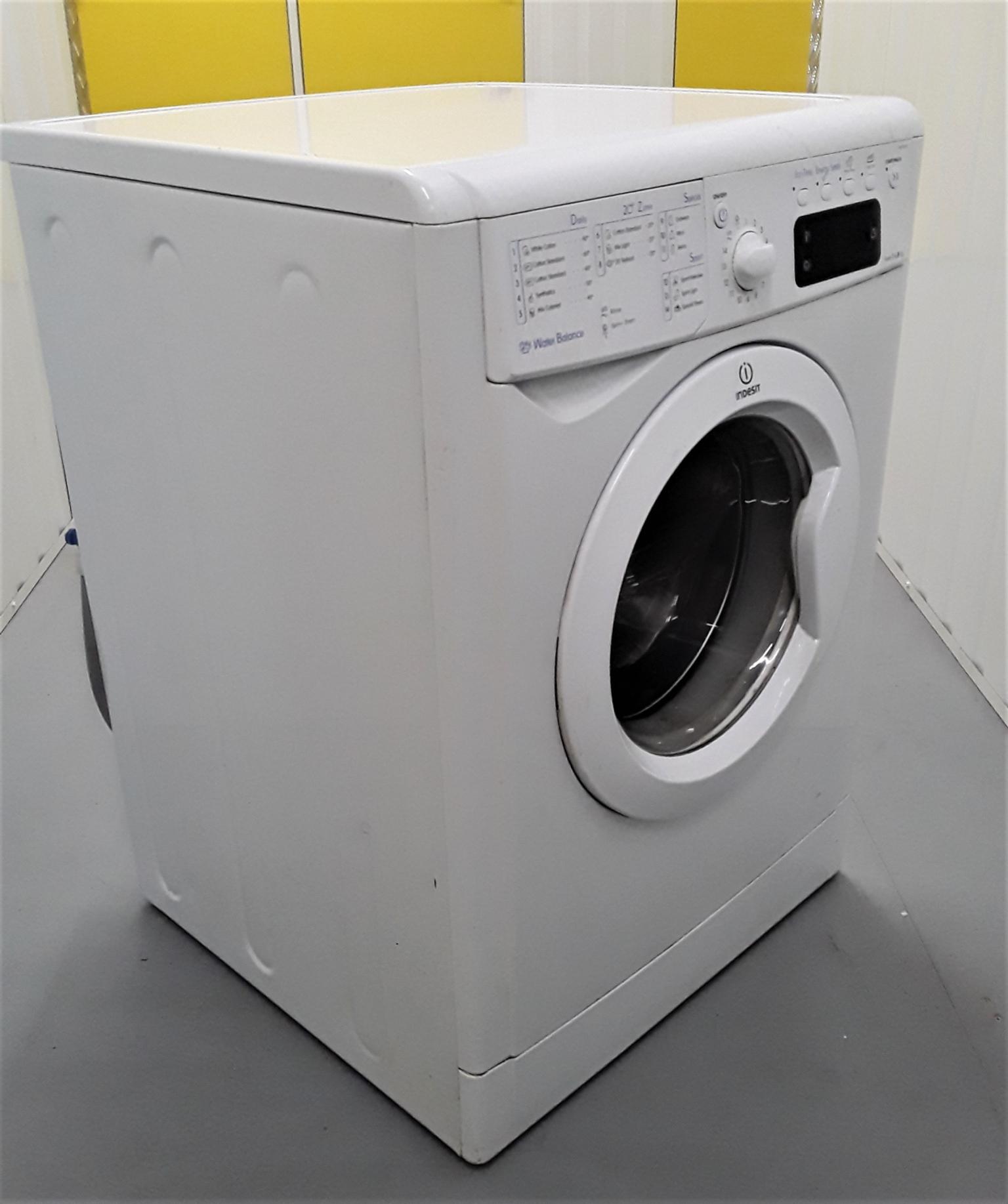 Indesit 8kg Washing Machine 1600 spin in TW8 London for £65.00 for sale
