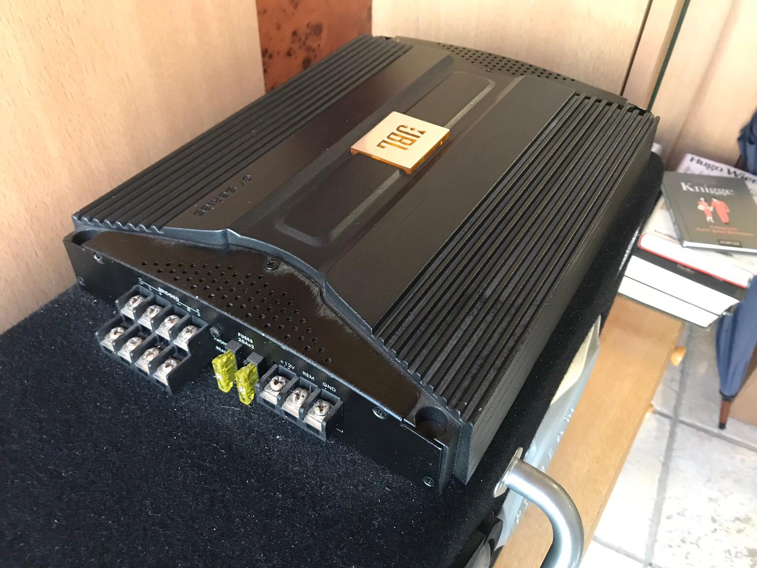 JBL GT Series Subwoofer inkl. Verstärker in 6166 Fulpmes für € 100,00