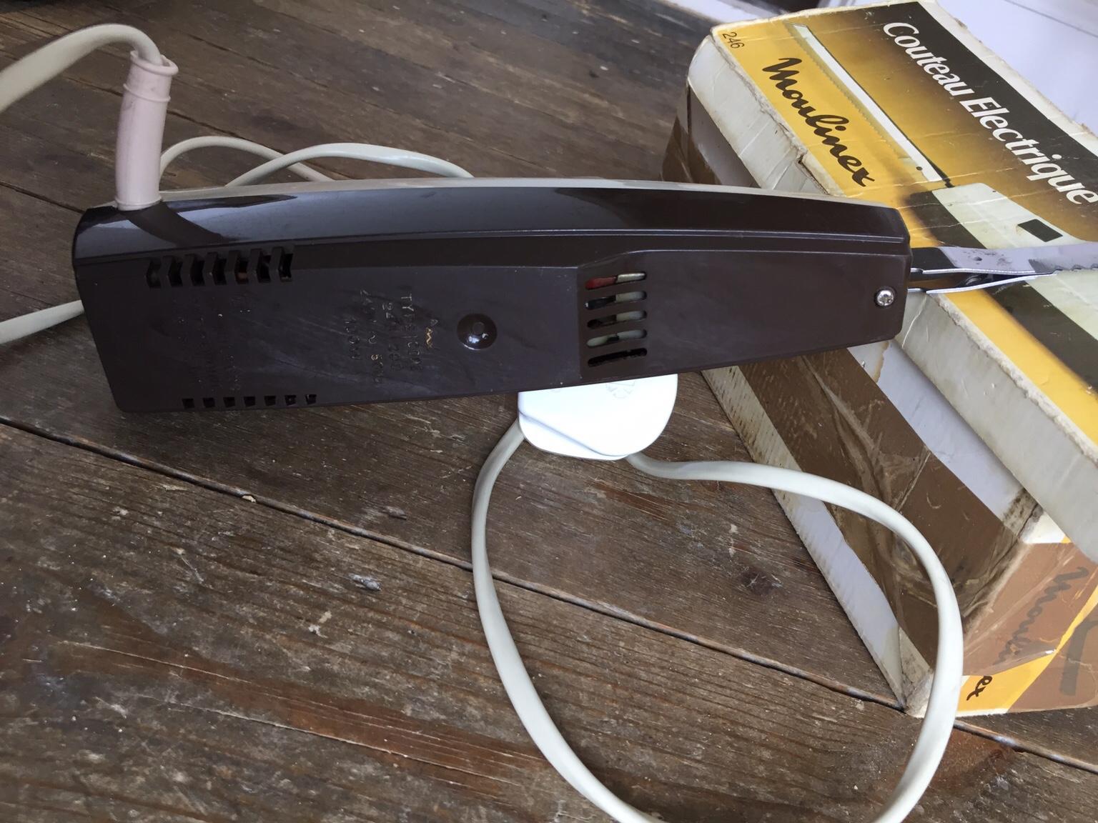 Vintage Moulinex 70’s electric carving knife in CT14 Dover for £17.50