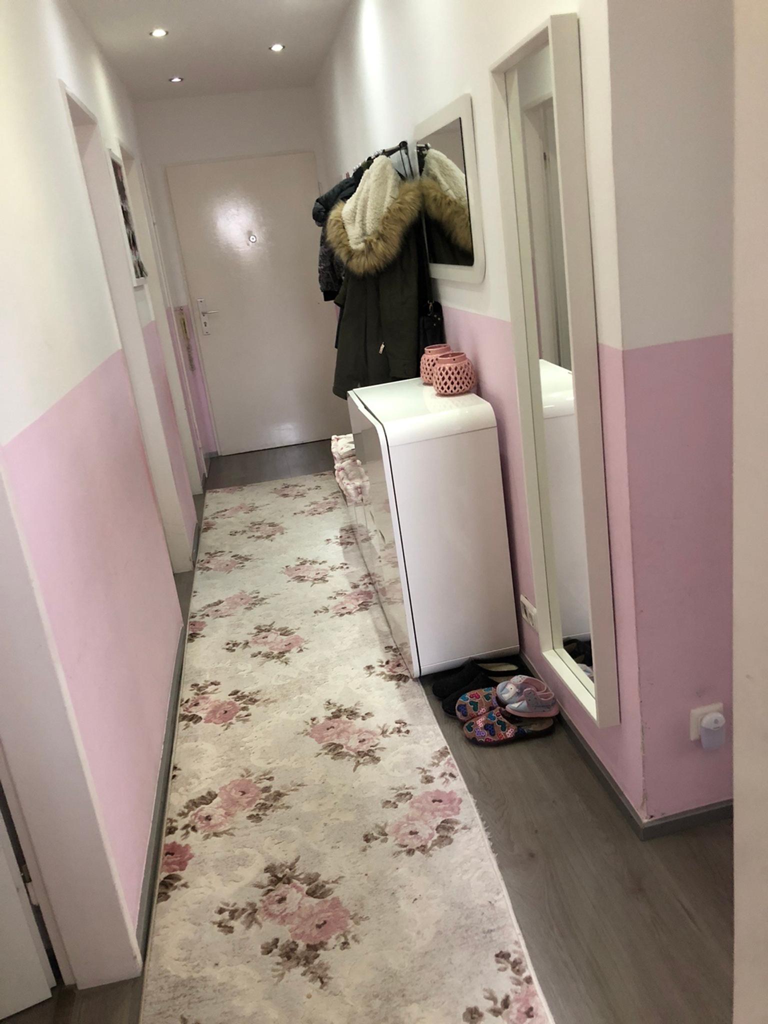 Flur möbel +Teppich in 63071 Offenbach am Main für 80,00 € zum Verkauf