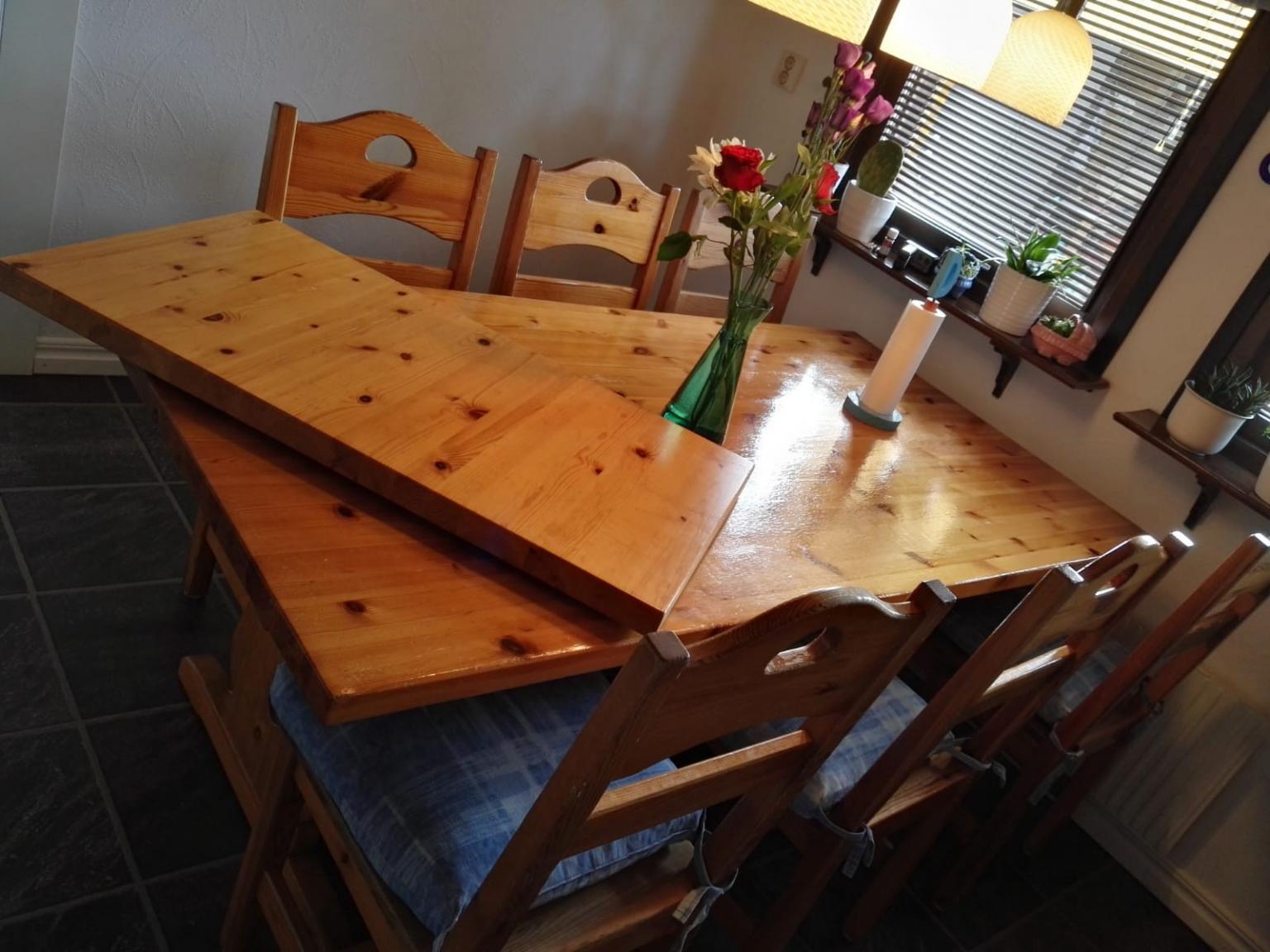 furu bord Furu Bord Och Stolar In 254 73 Ödåkra For Sek 1,500.00 For Sale | Shpock