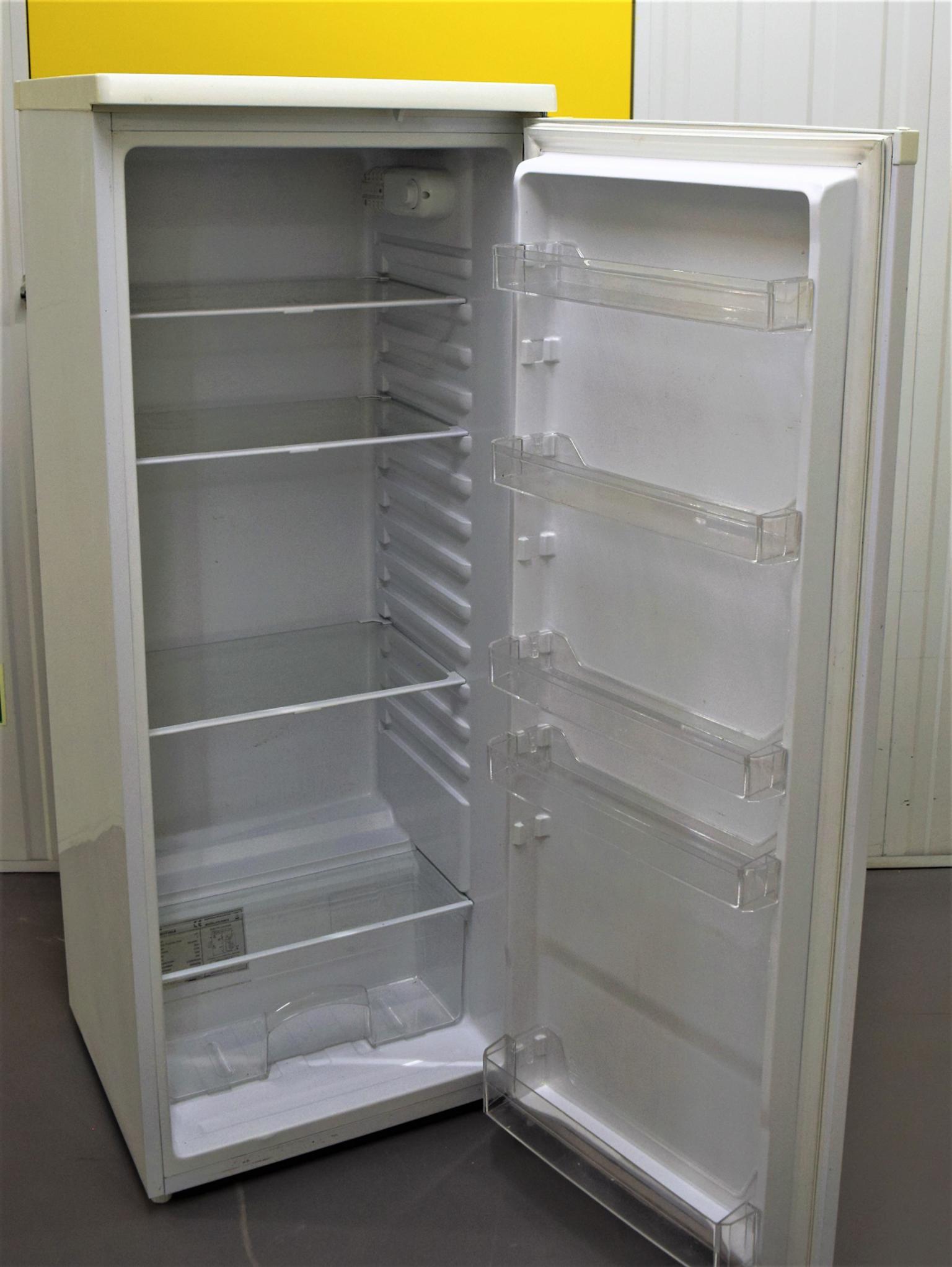 Currys Essentials Larder fridge in TW8 Hounslow for £70.00 for sale