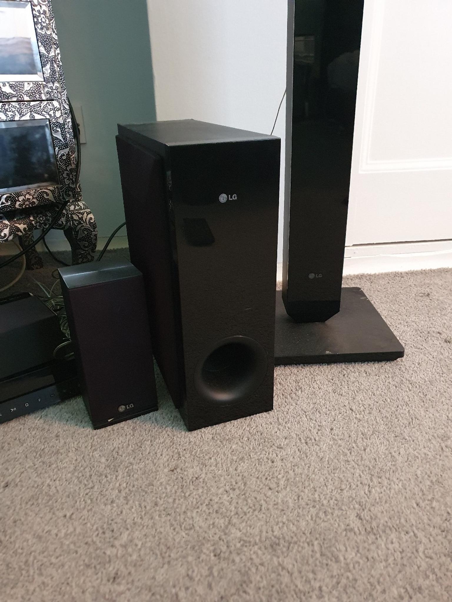 LG Speaker System 6 pieces in South Northamptonshire for £60.00 for