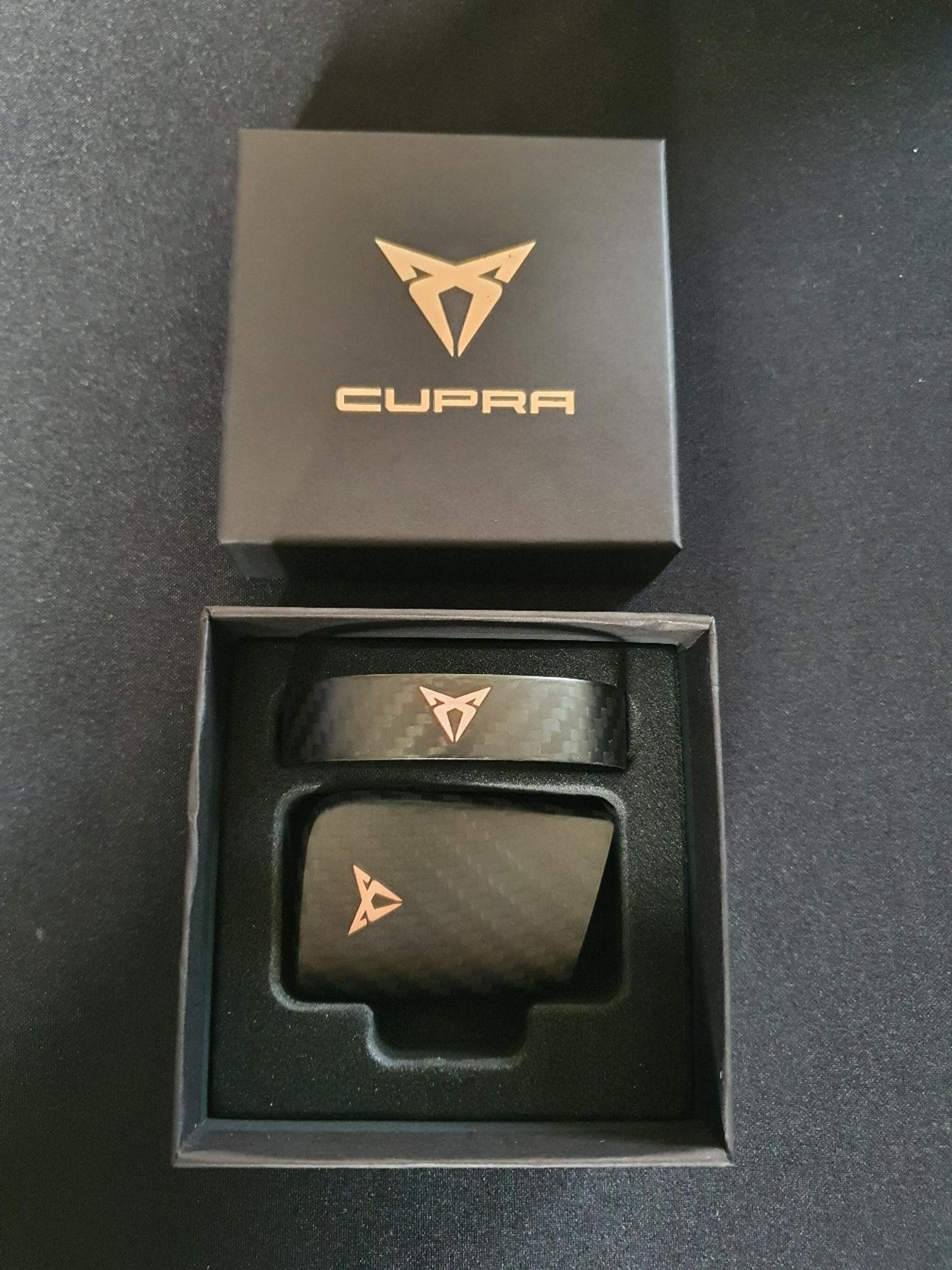 Original CUPRA Schlüsselcover und Armreif in 64720 Michelstadt für 60