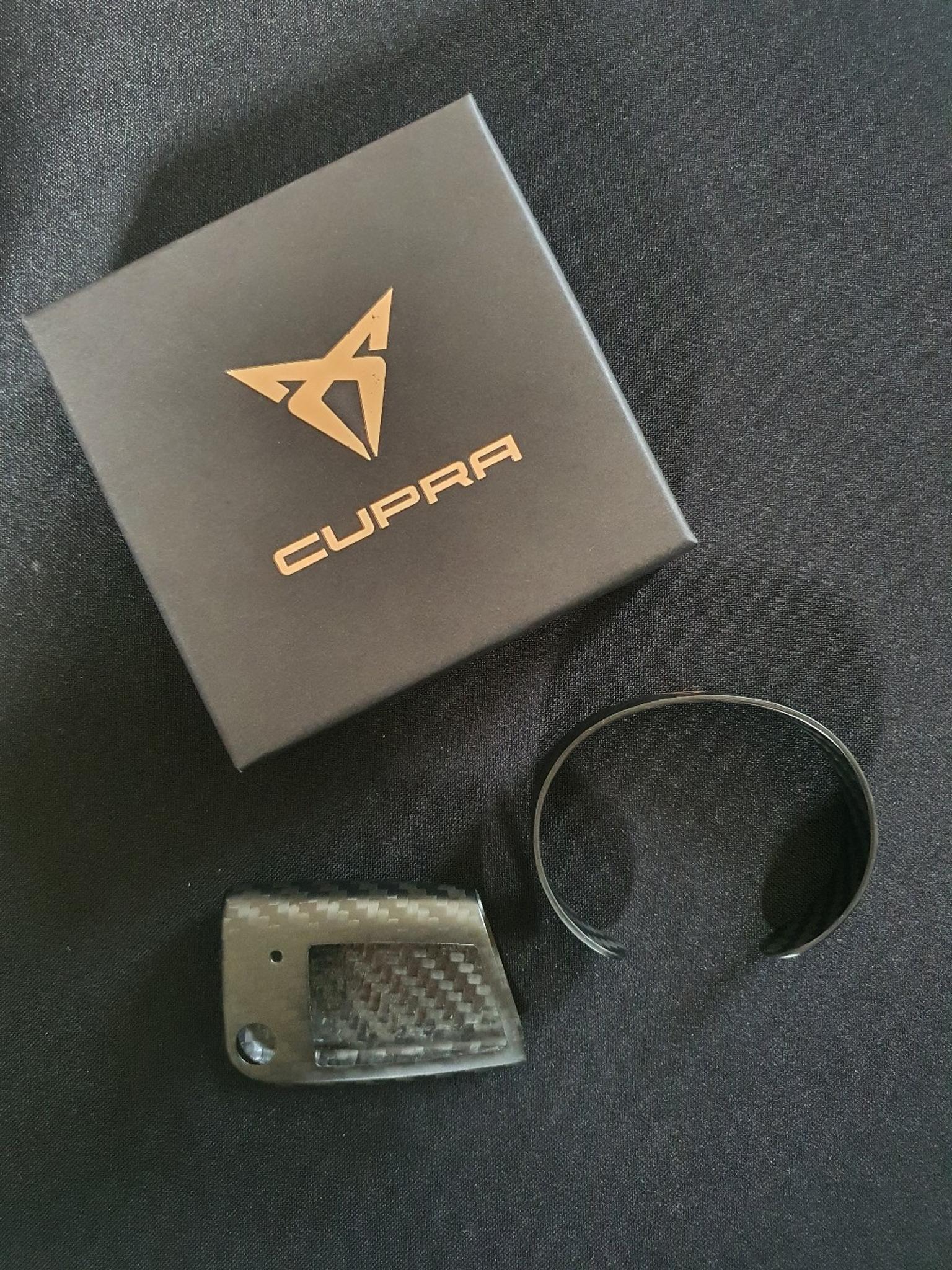 Original CUPRA Schlüsselcover und Armreif in 64720 Michelstadt für 60