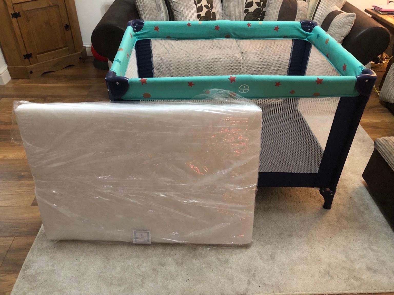 Babylo travel cot with mattress in Dudley for £10.00 for sale Shpock