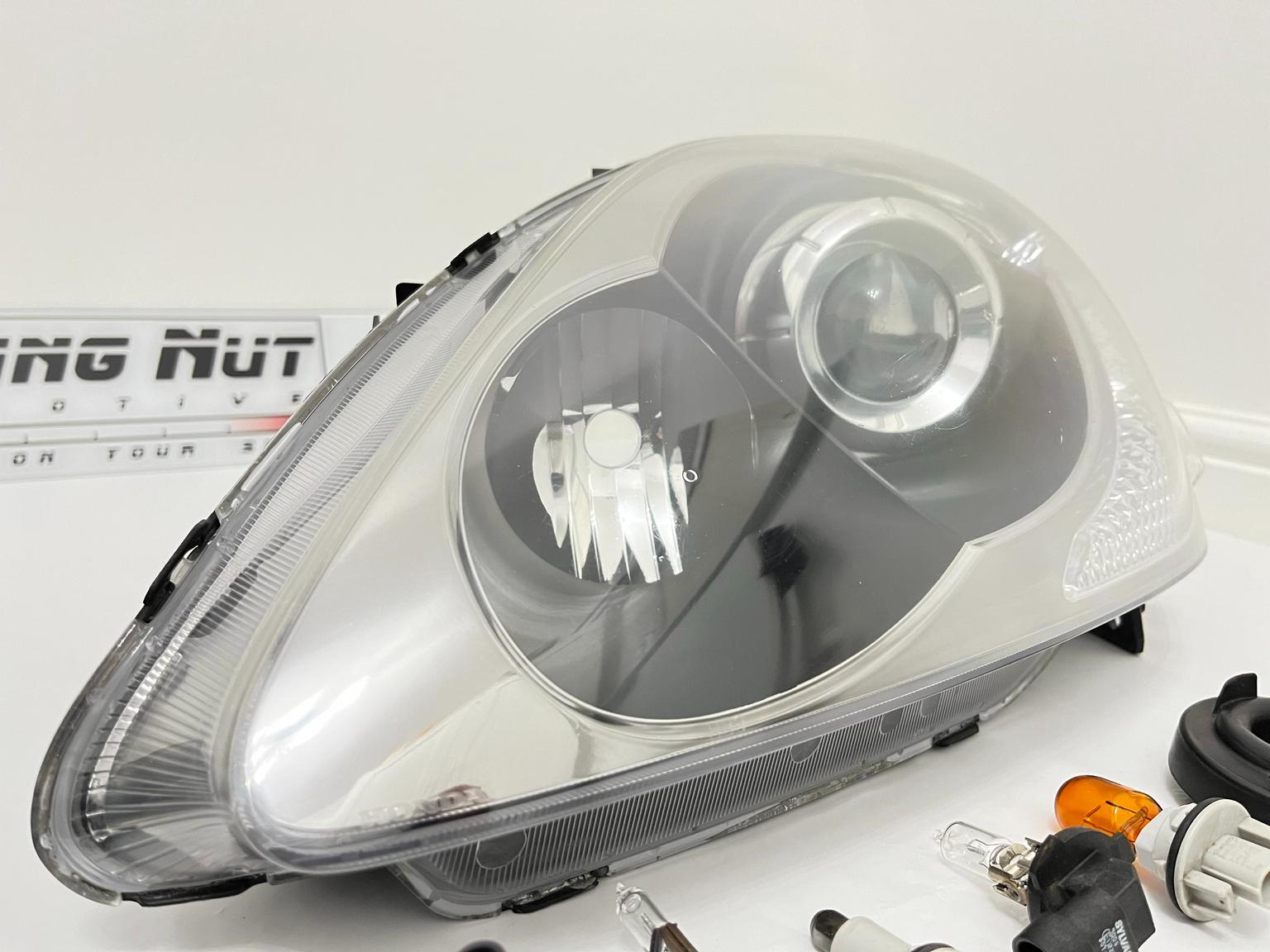 Honda Civic Type R EP3 Headlights OEM in Oadby and Wigston for £180.00