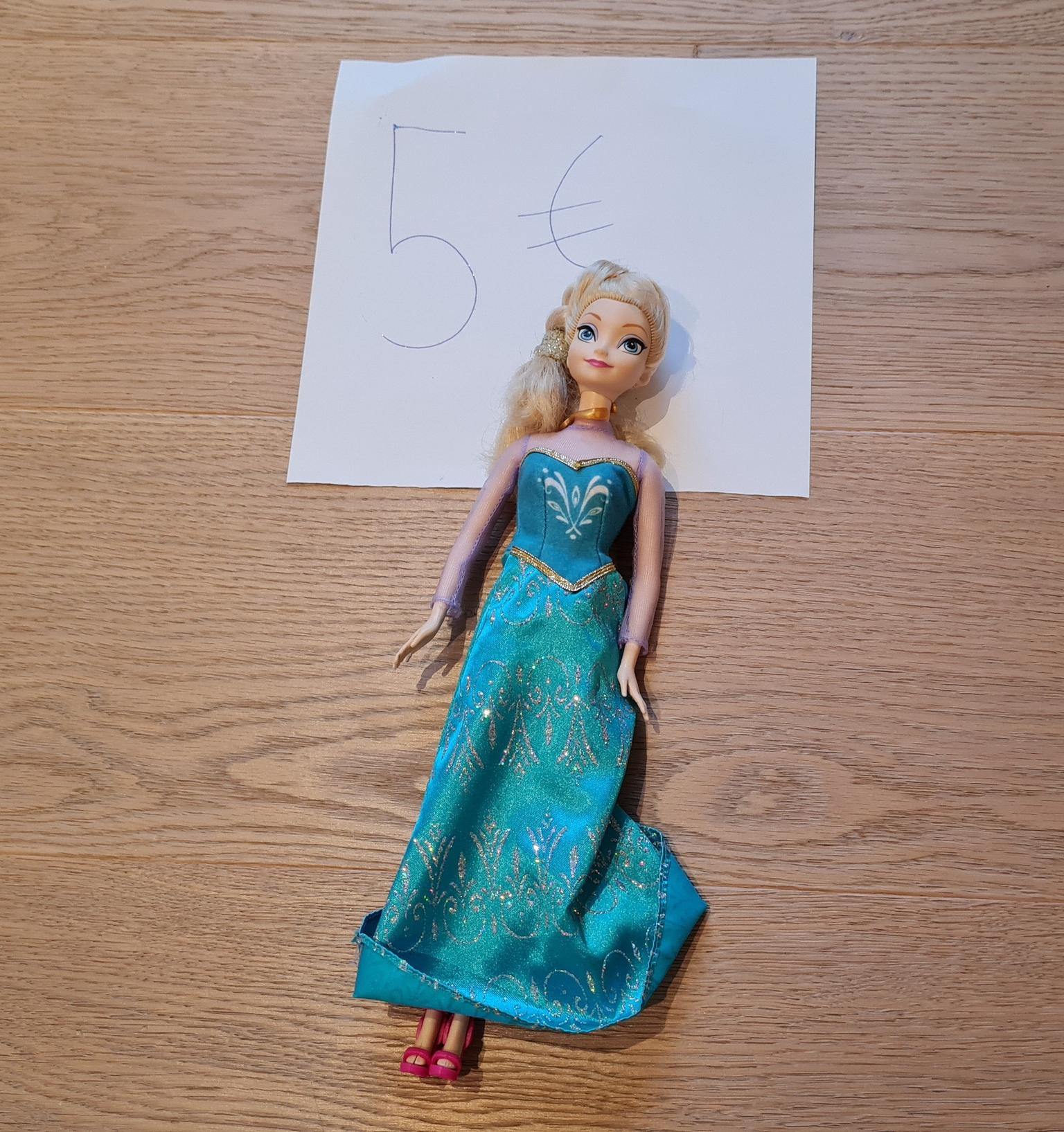 Elsa Eiskönigin Barbiepuppe in 9400 Wolfsberg für 5,00 € zum Verkauf