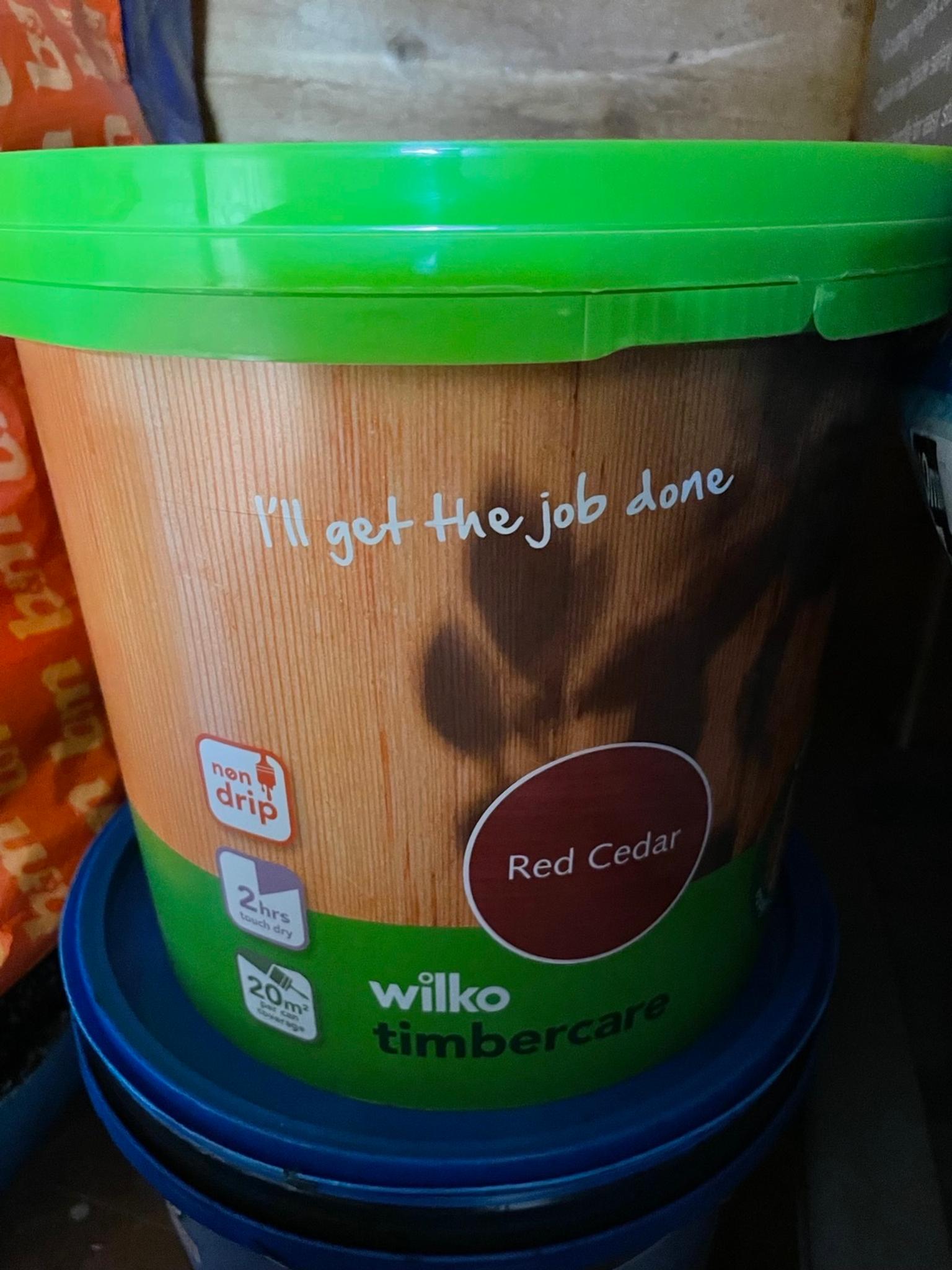 Red cedar fence paint. in WV14 Wolverhampton für 5,00 £ zum Verkauf