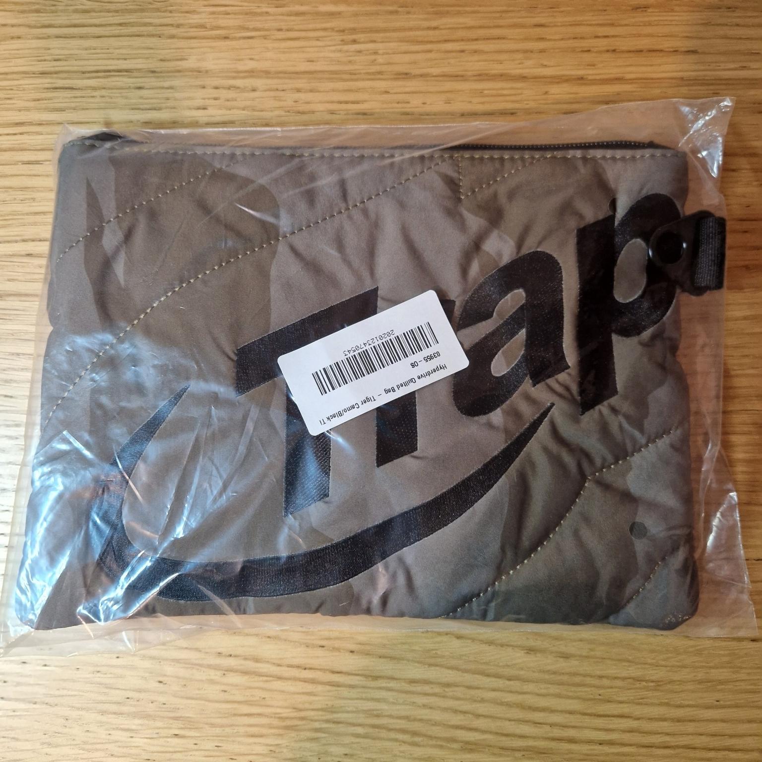 Trapstar Hyperdrive Quilted Bag in E1 London für 75,00 £ zum Verkauf