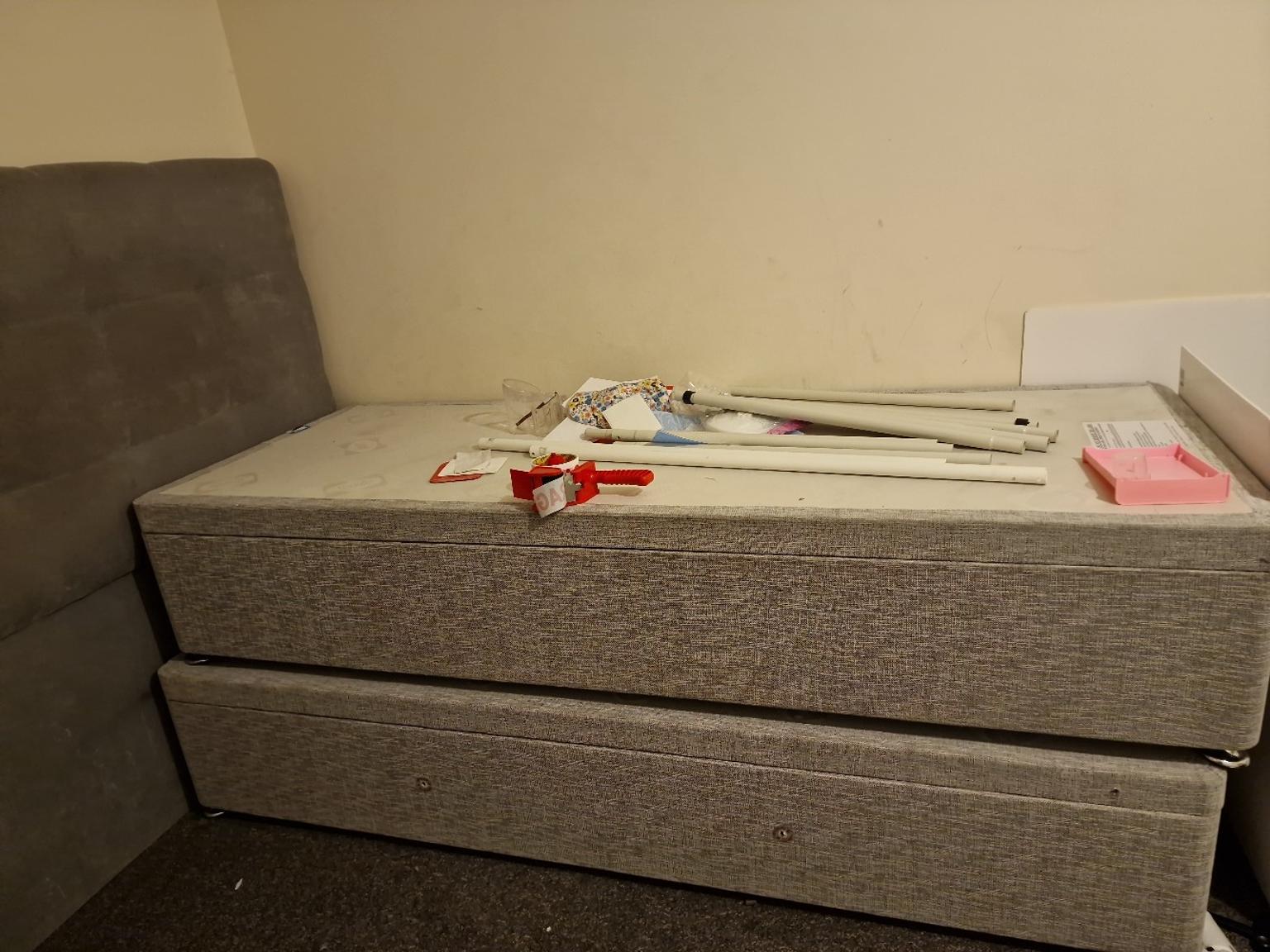 Divan Storage Bed (ottoman bed) in W3 Ealing für 100,00 £ zum Verkauf