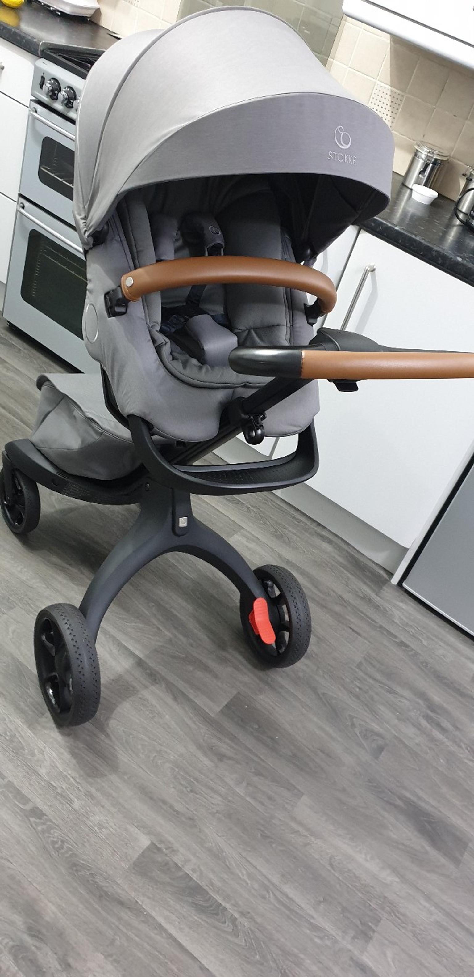 2022 Stokke Xplory X Modern grey in N7 Islington für 700,00 £ zum