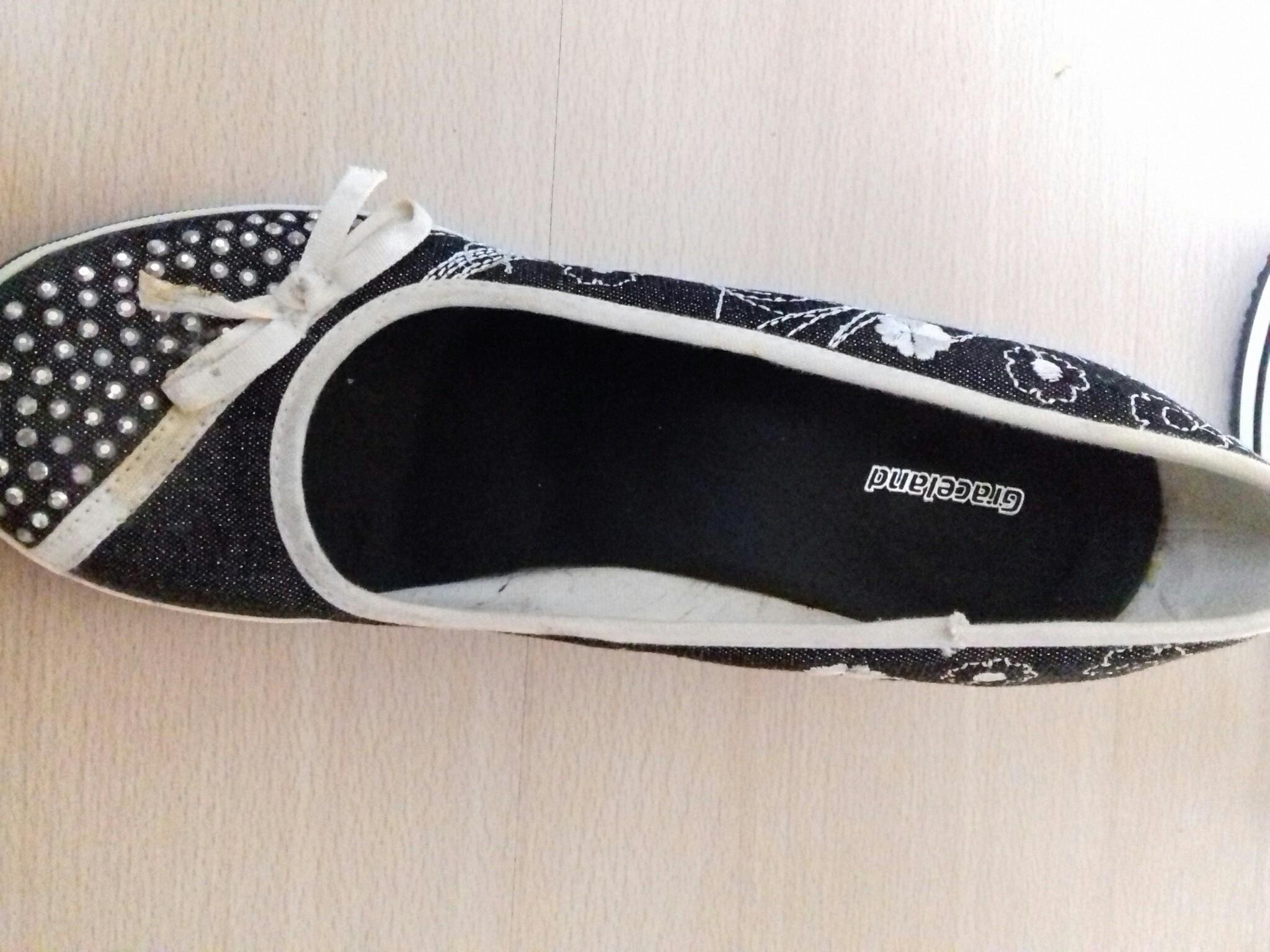 Motorradschuhe und Stiefel Angebote von Deichmann!