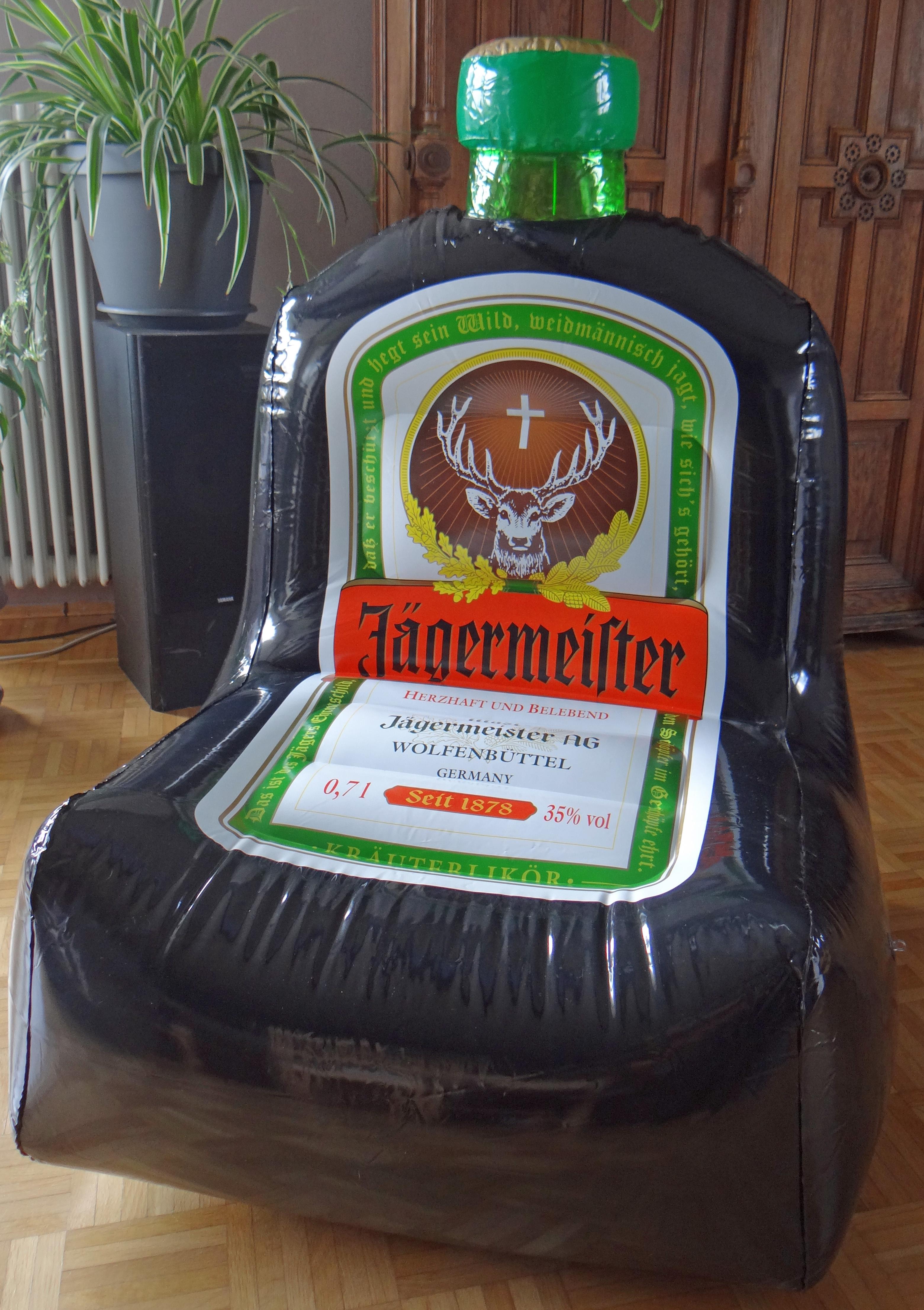 Jägermeister •Sessel aufblasbar •Luftmatratze in 94036 Passau for €55.