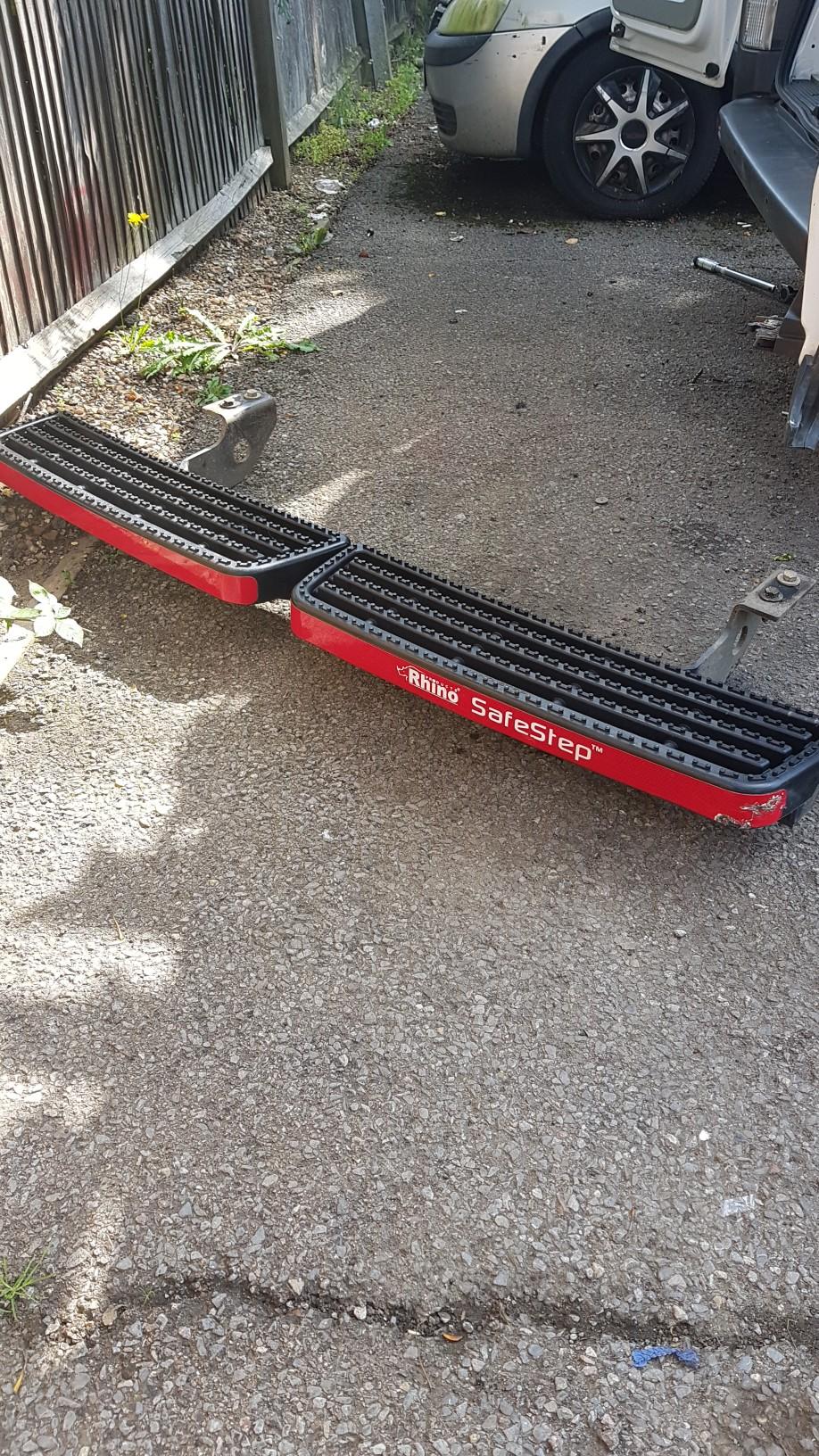 Vauxhall Vivaro, trafic multi van rear step in UB5 Ruislip for £100.00