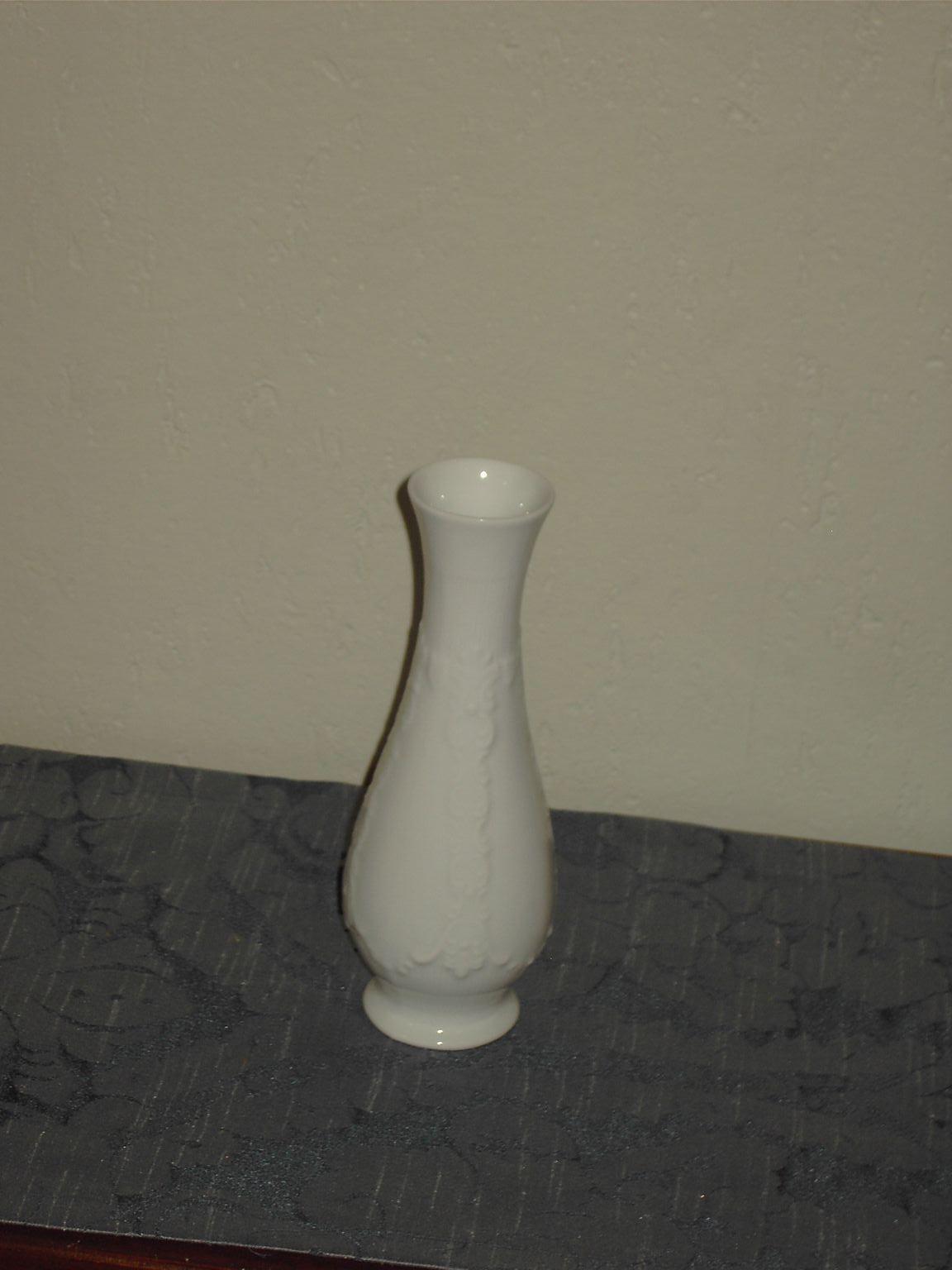 Schöne Porzellan BlumenVase, Royal KPM in 67240 BobenheimRoxheim für