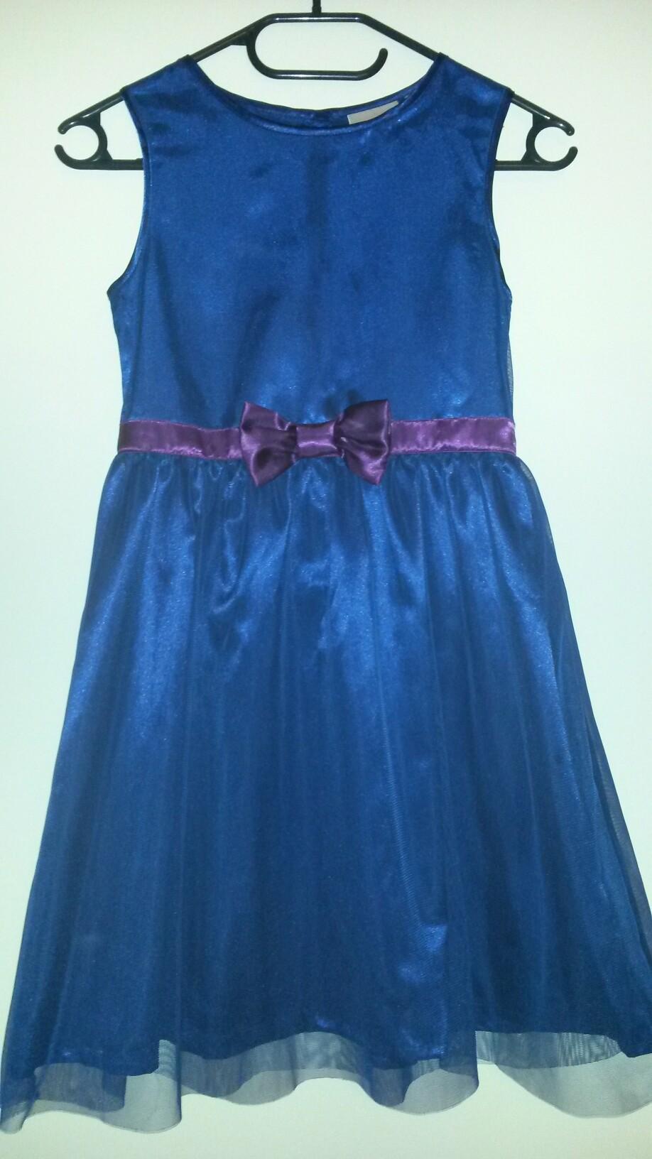 Kleid für Mädchen (134) in 67063 Ludwigshafen am Rhein for €8.00 for