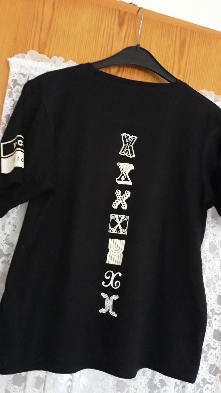 Monsta X Kpop merch TShirt Neu in 56112 Lahnstein for €6