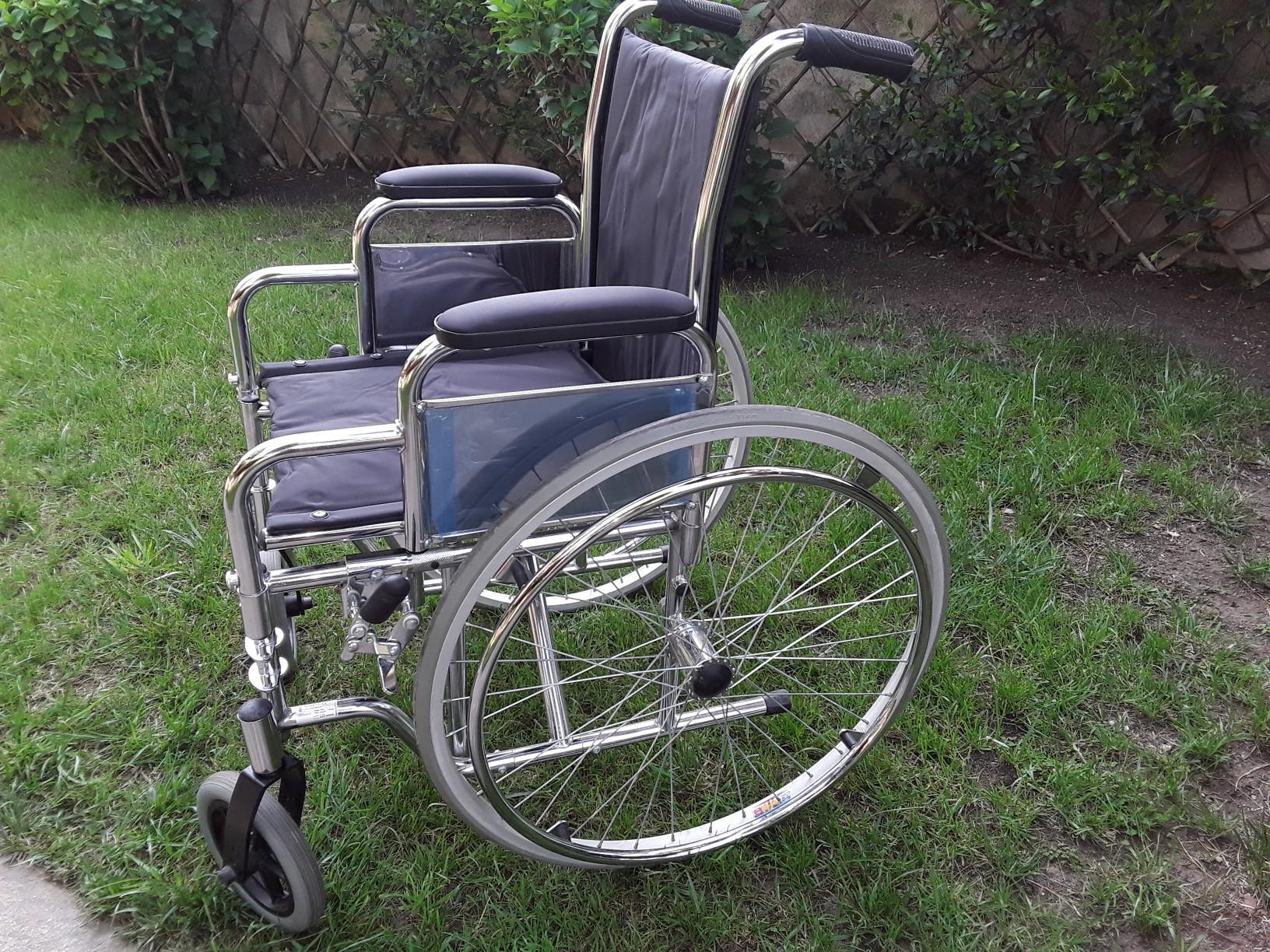 SEDIA A ROTELLE ARDEA BY MORETTI in 20011 Corbetta for €105.00 for sale