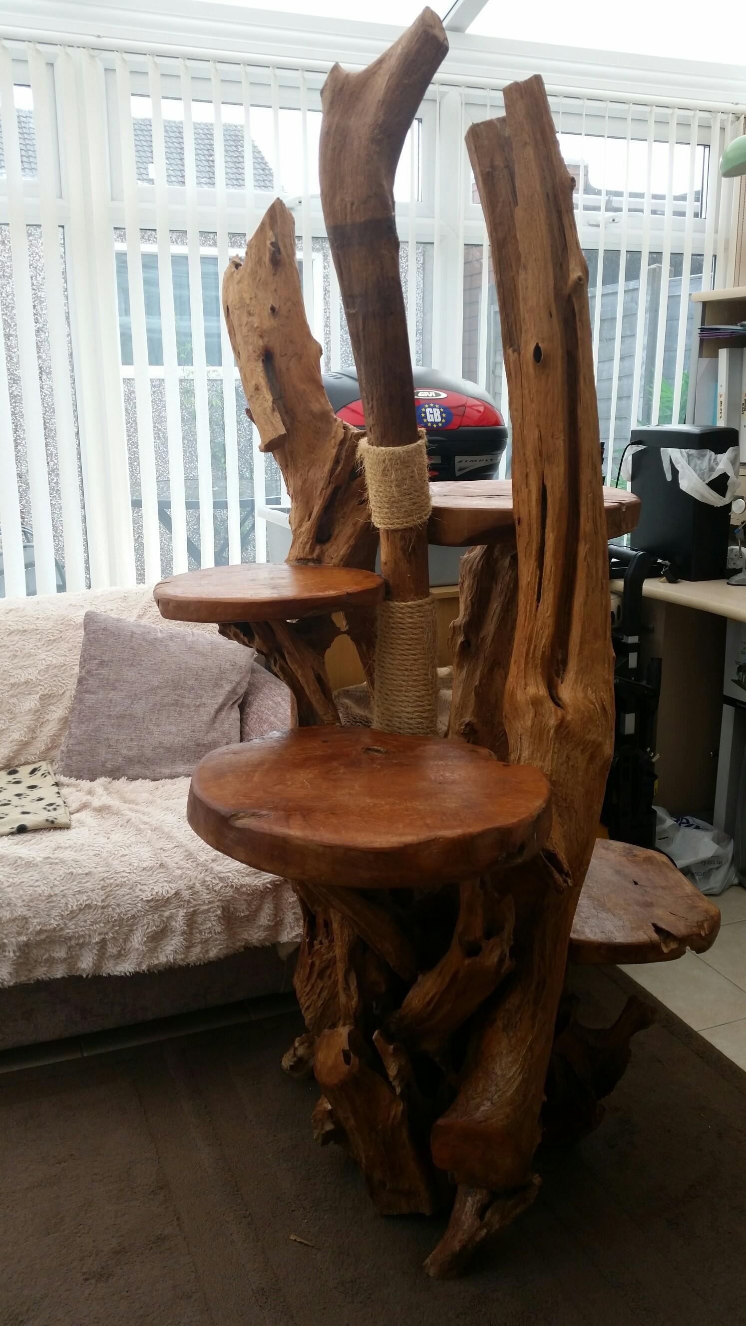 Beautiful driftwood Cat Tree Cat scratch post in Dudley for £165.00 for
