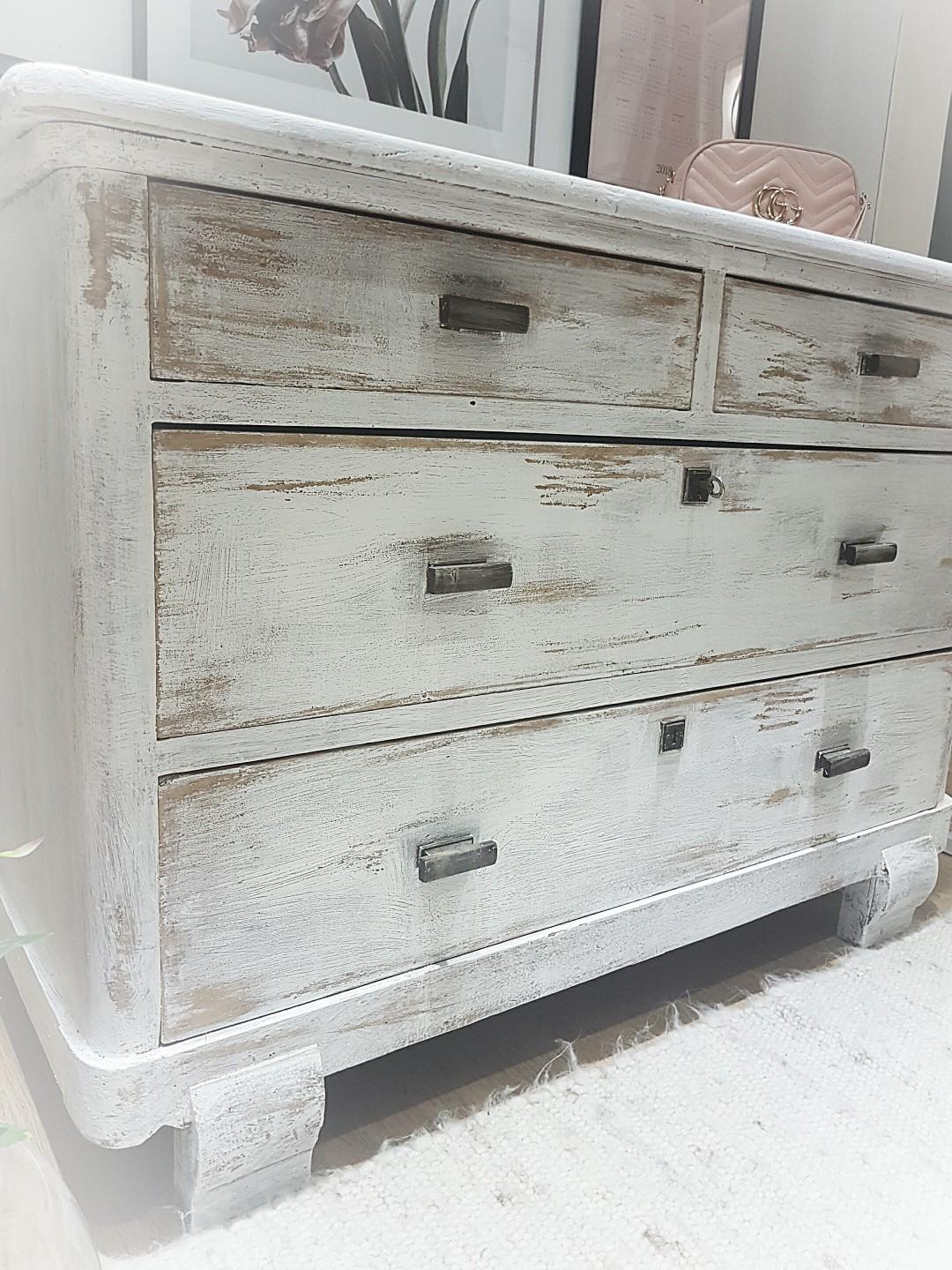 Shabby vintage schrank Kommode sideboard in 88471 Laupheim for €100.00