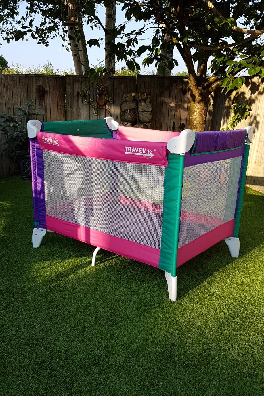 Graco Cumfifolda Travel Cot / Playpen in DE12