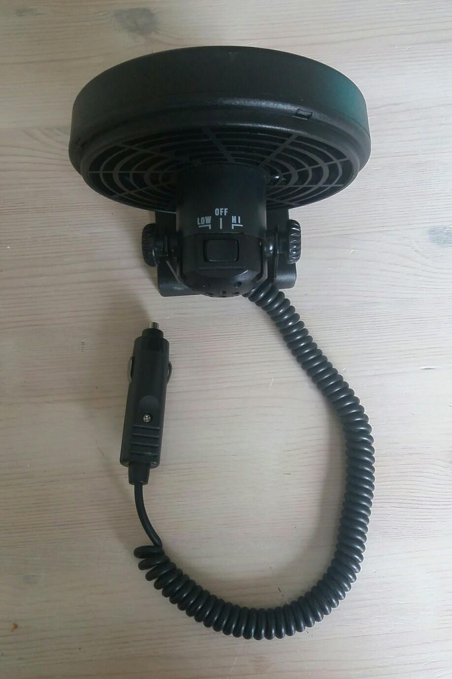 Halfords travel fan cig lighter blower 12v in WS15 Cannock Chase for £4