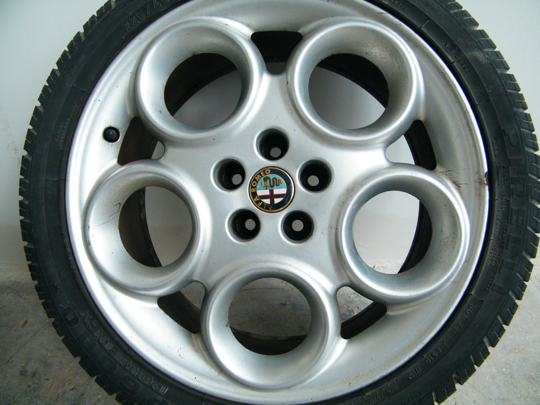 Alfa Romeo Spider 916/GTV Alloy Wheels 17" in BL1 Bolton for £395.00