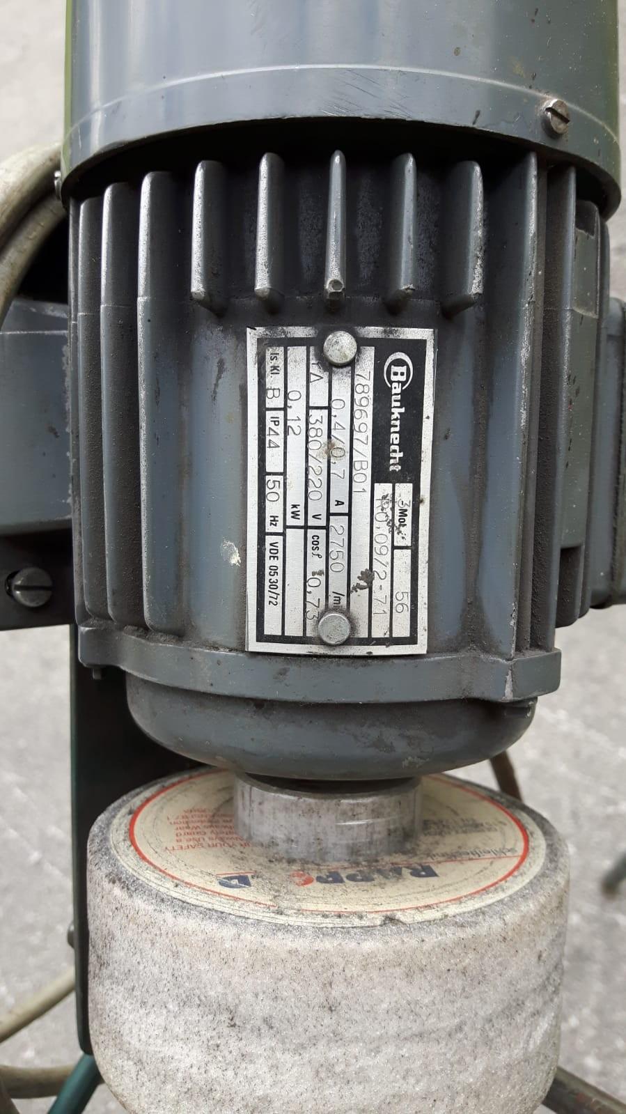 Original Reform MähmesserSchleifmaschine in 9919 Heinfels for €300.00