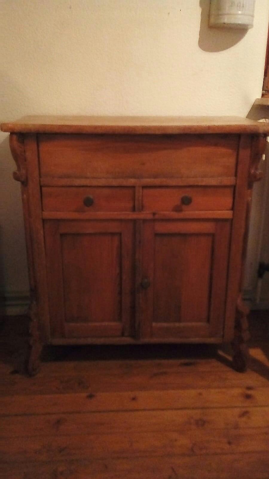 Altes Schränkchen, Echtholz antik in 67165 Waldsee for €50.00 for sale