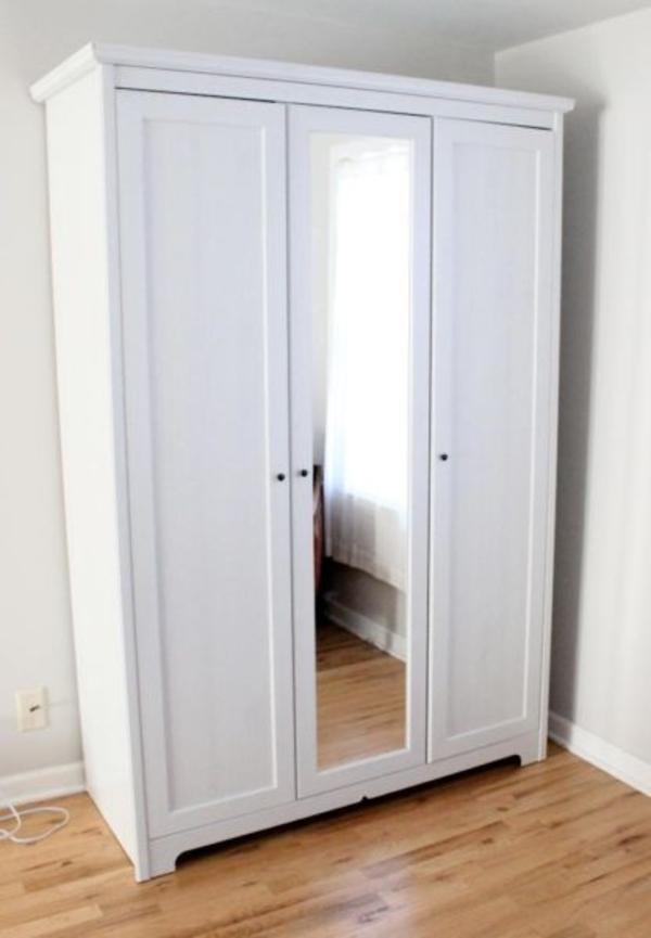Hemnes Ikea Kleiderschrank / Schrank in 6850 Dornbirn for €100.00 for
