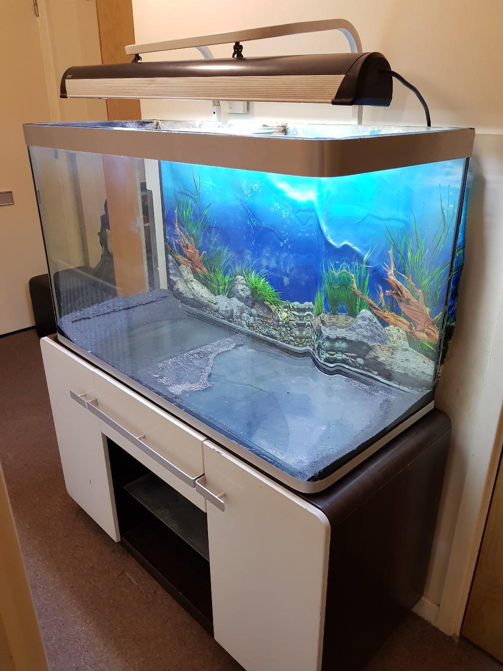 Fluval Osaka Fish Tank 320 liters aquarium in E13 Newham for £150.00