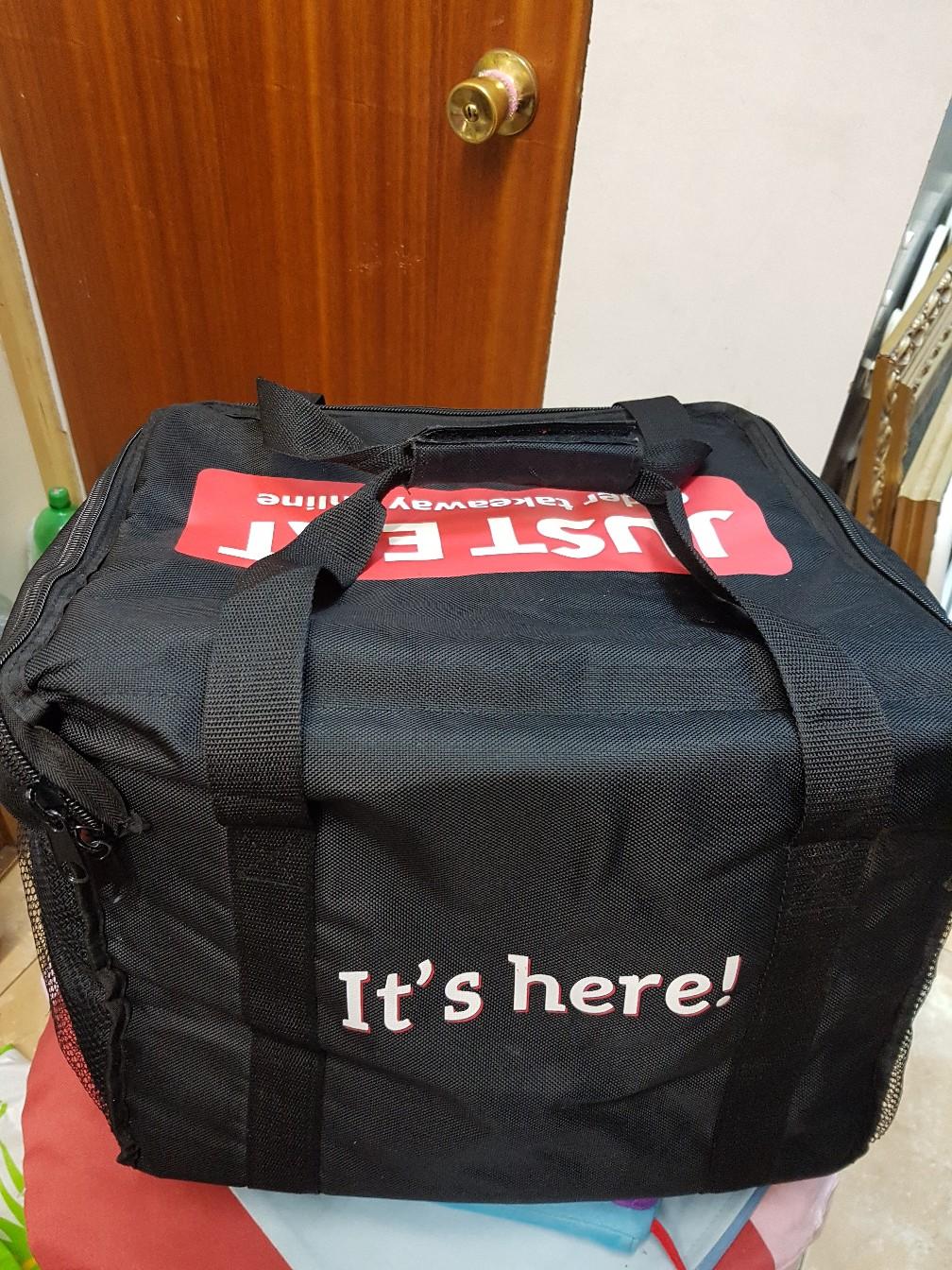 Just Eat large thermal insulated delivery bag in BB1 Blackburn for £32.