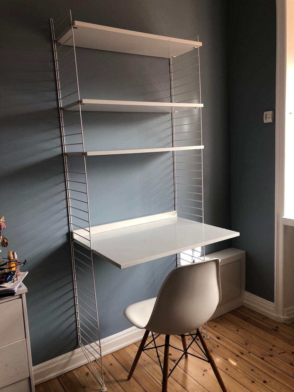 Stringhylla Över Skrivbord String bokhylla och skrivbord in 11221 Stockholm for SEK 1,500.00 for